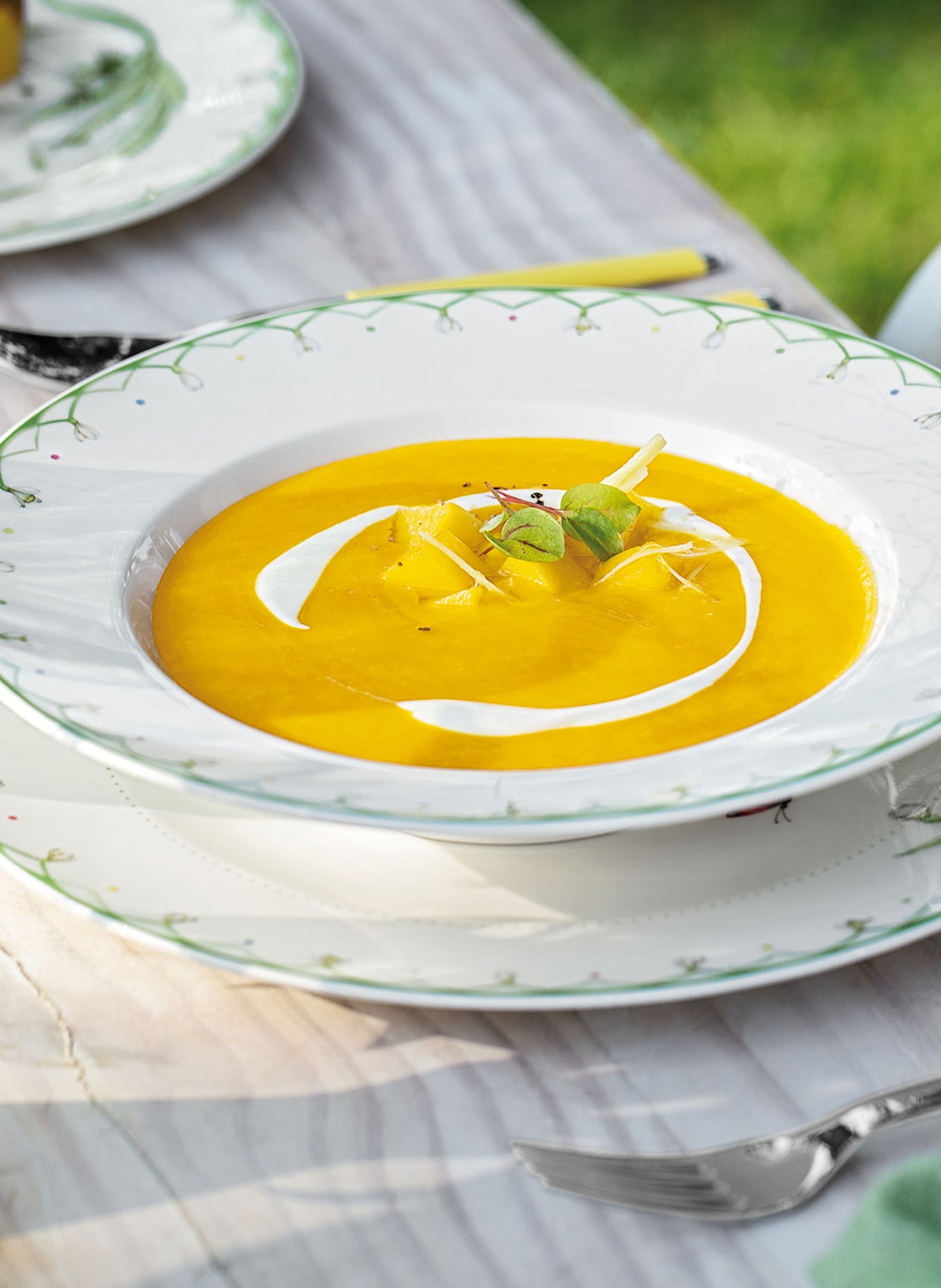 Villeroy & Boch Suppenteller COLOURFUL SPRING: GRÜN