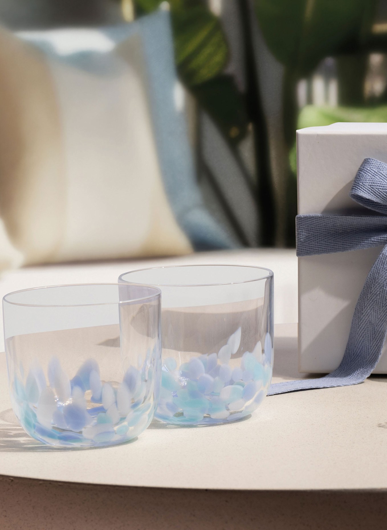 like. by Villeroy & Boch Wasserglas, 2 Stück LIKE CONFETTI AQUA: BLAU