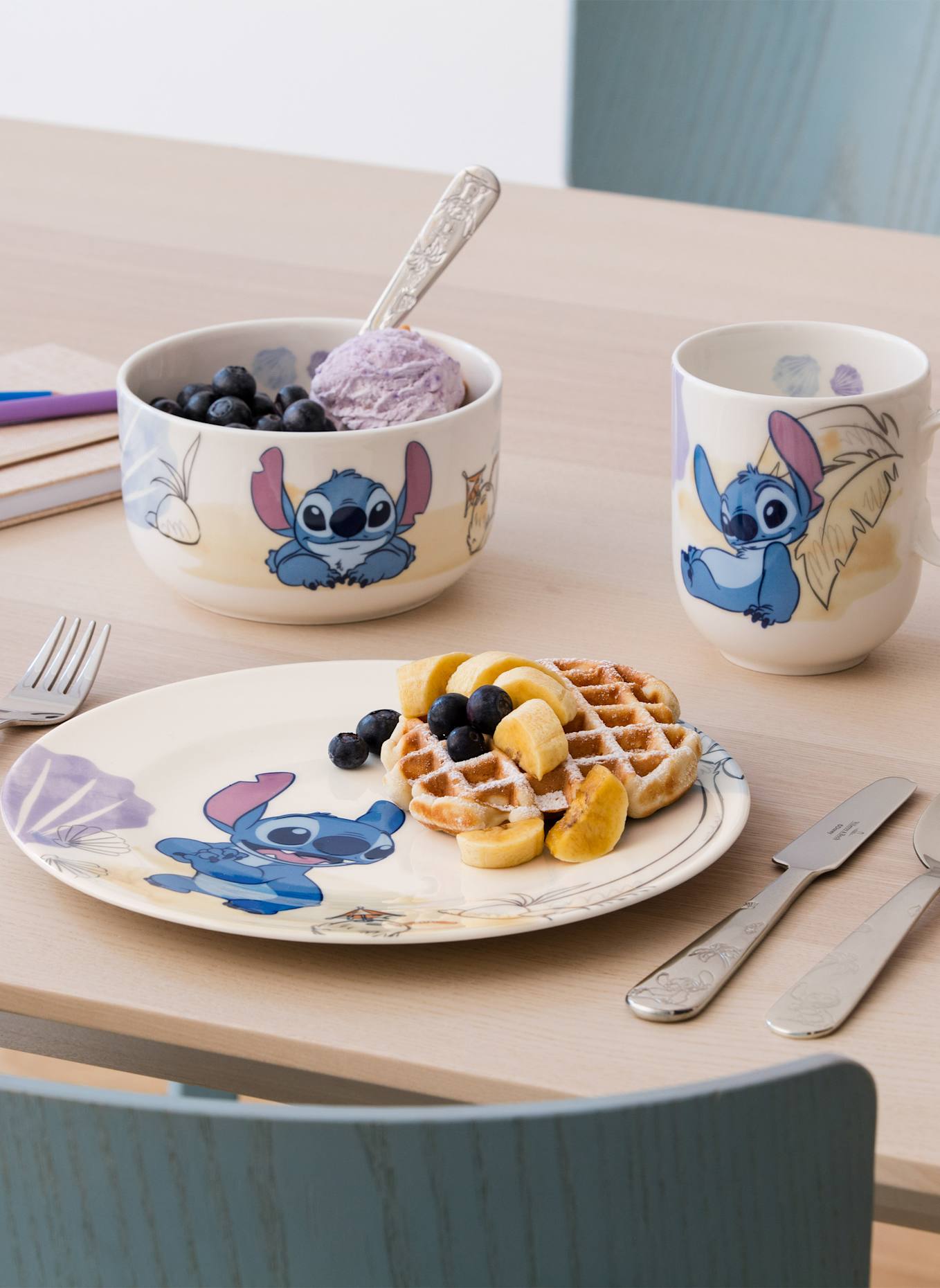 Villeroy & Boch Kindergeschirr Set 7tlg. DISNEY STITCH: GELB/ GRÜN/ BLAU/ ROT