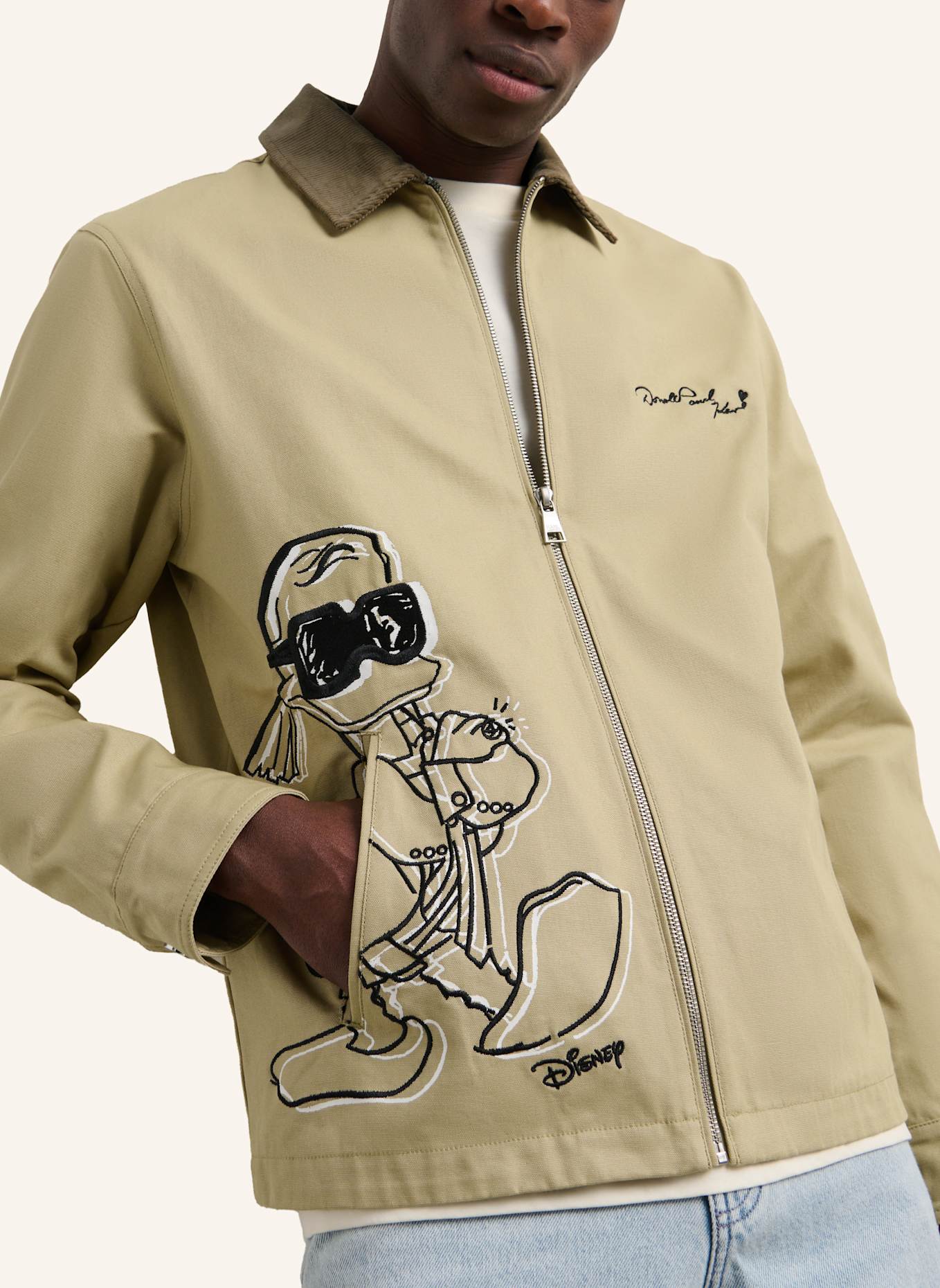 KARL LAGERFELD DISNEY X KL Jacke: KHAKI