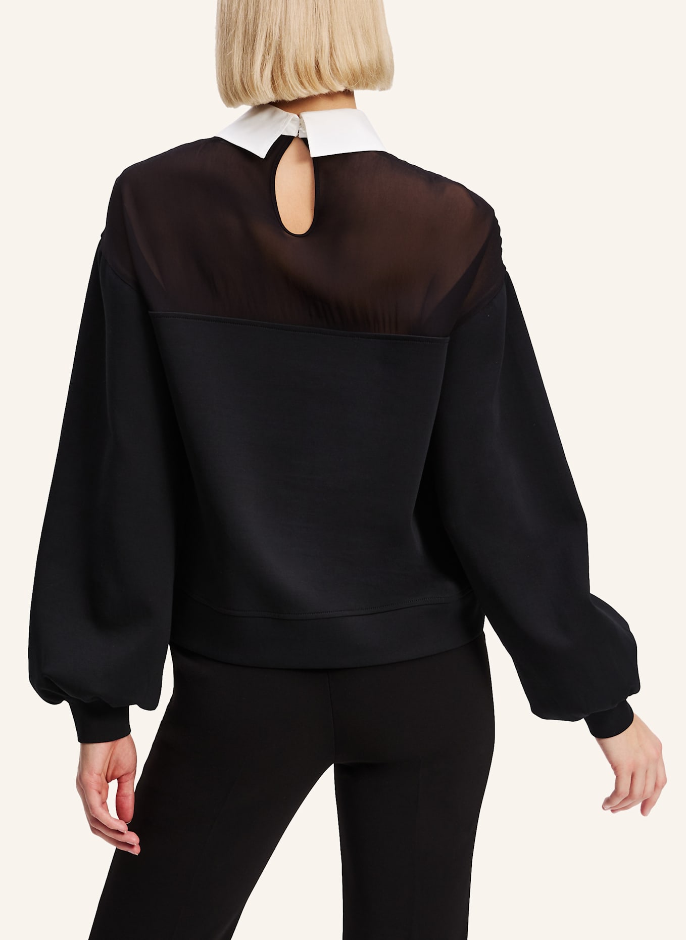 KARL LAGERFELD Sweatshirt: SCHWARZ