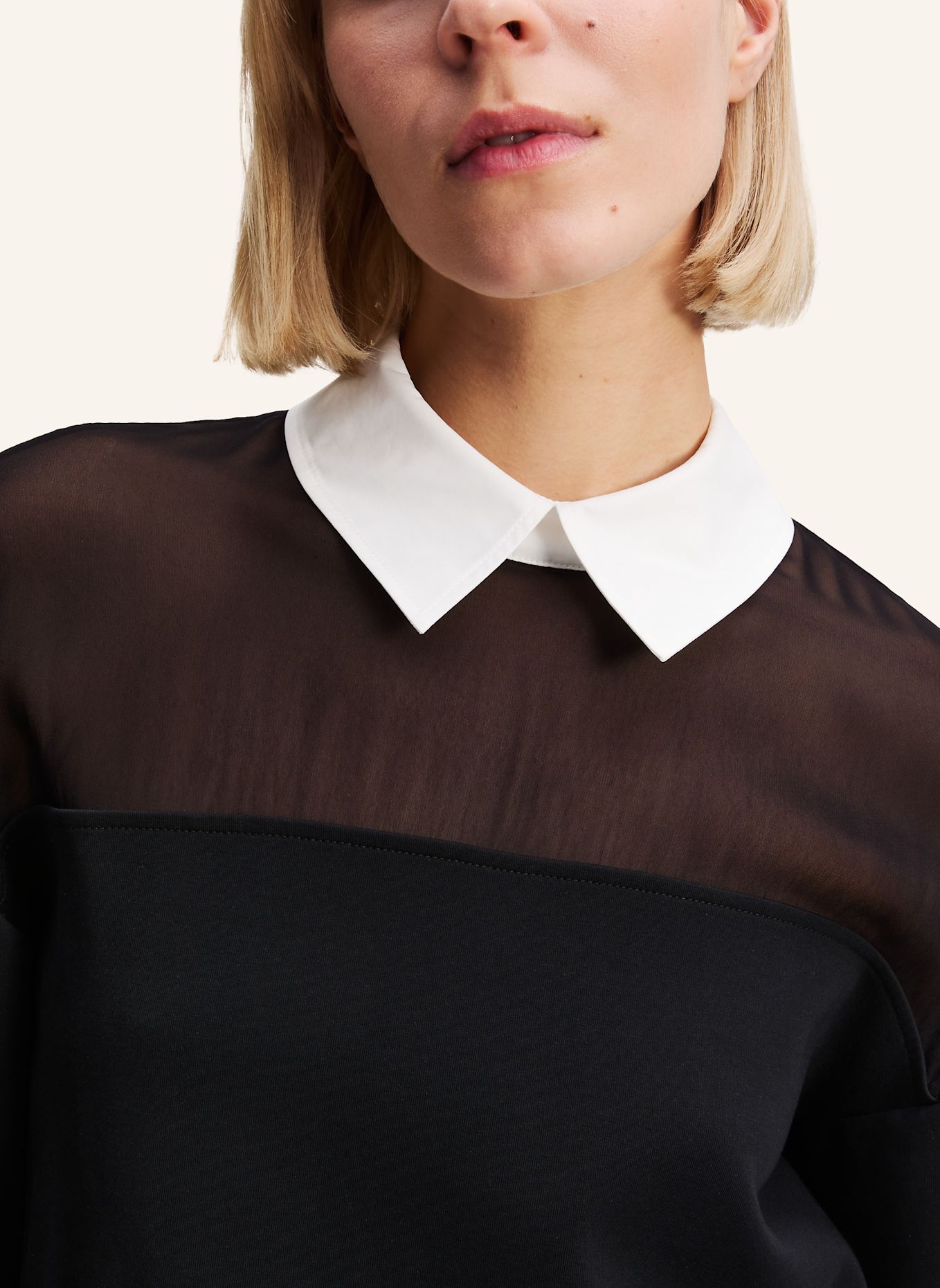 KARL LAGERFELD Sweatshirt: SCHWARZ