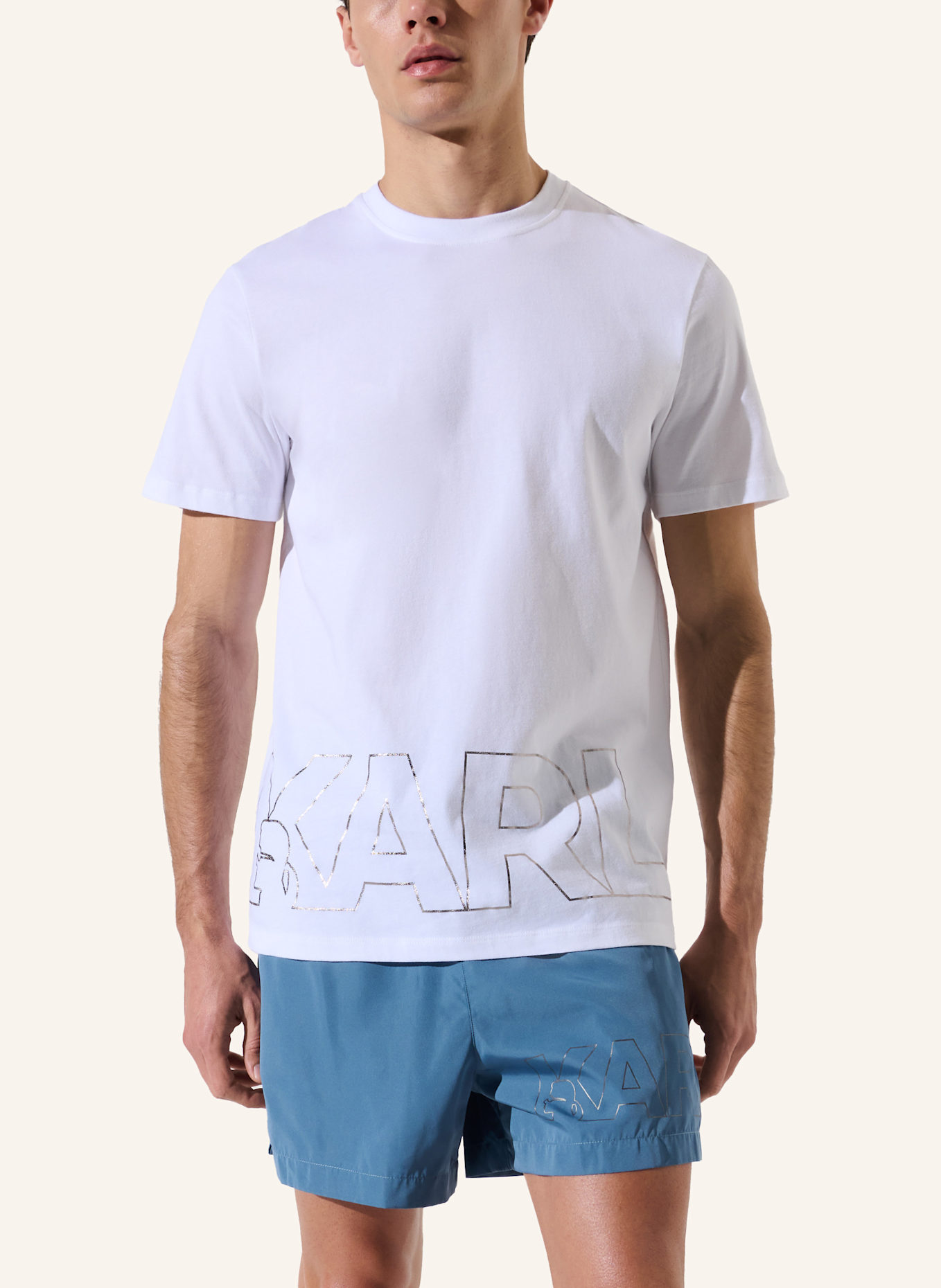 KARL LAGERFELD STRAND-T-SHIRT MIT KARL-LOGO IN METALLIC-OPTIK: WEISS