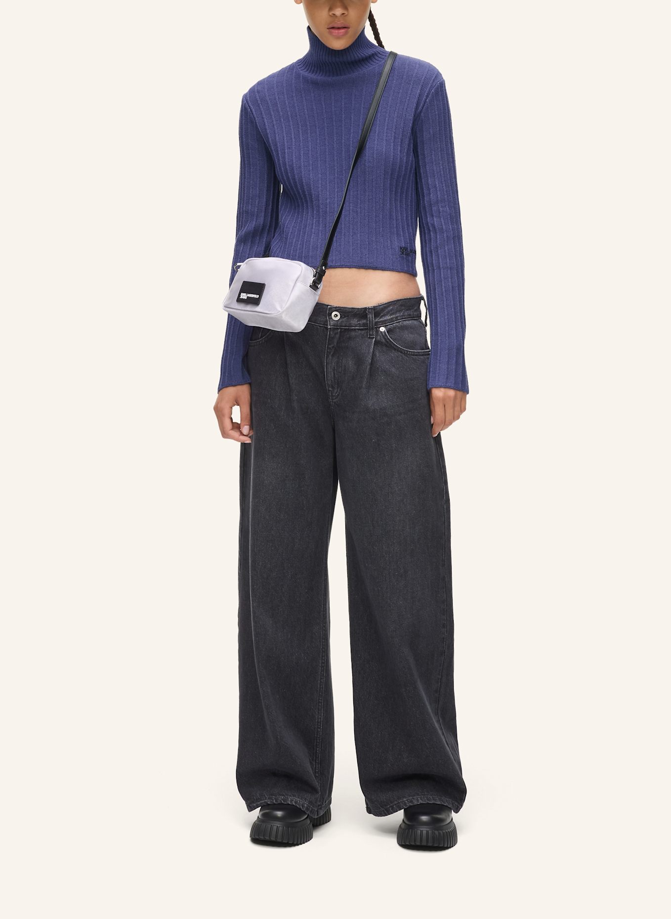 KARL LAGERFELD JEANS Sweatshirt: BLAU