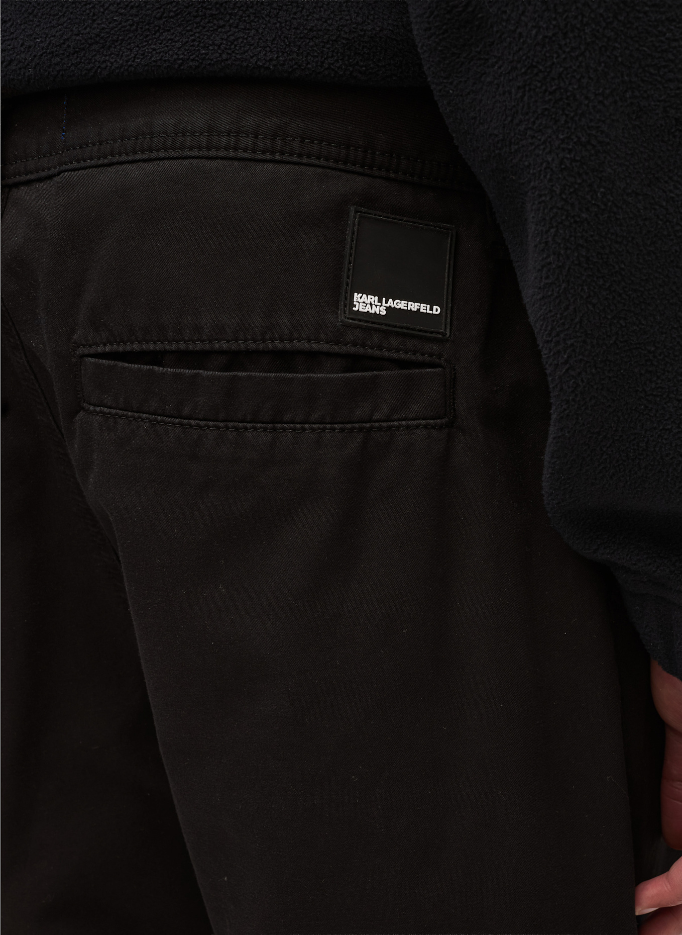 KARL LAGERFELD JEANS Hose: SCHWARZ