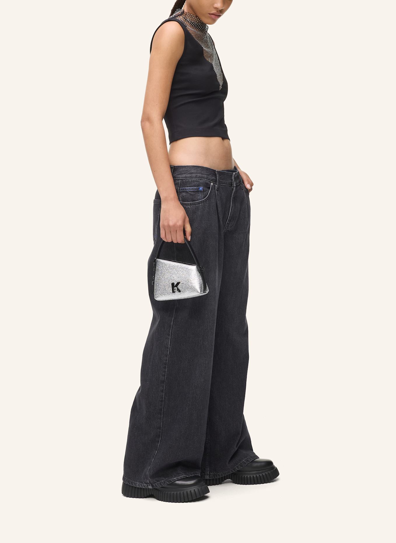 KARL LAGERFELD JEANS Umhängetasche: SILBER