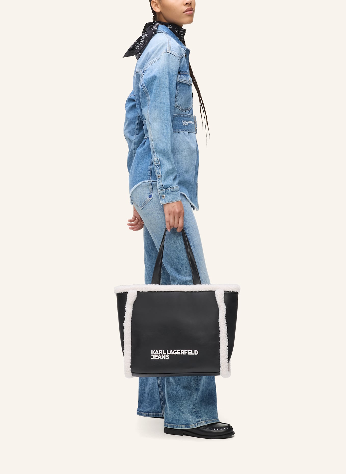 KARL LAGERFELD JEANS Handtasche: SCHWARZ