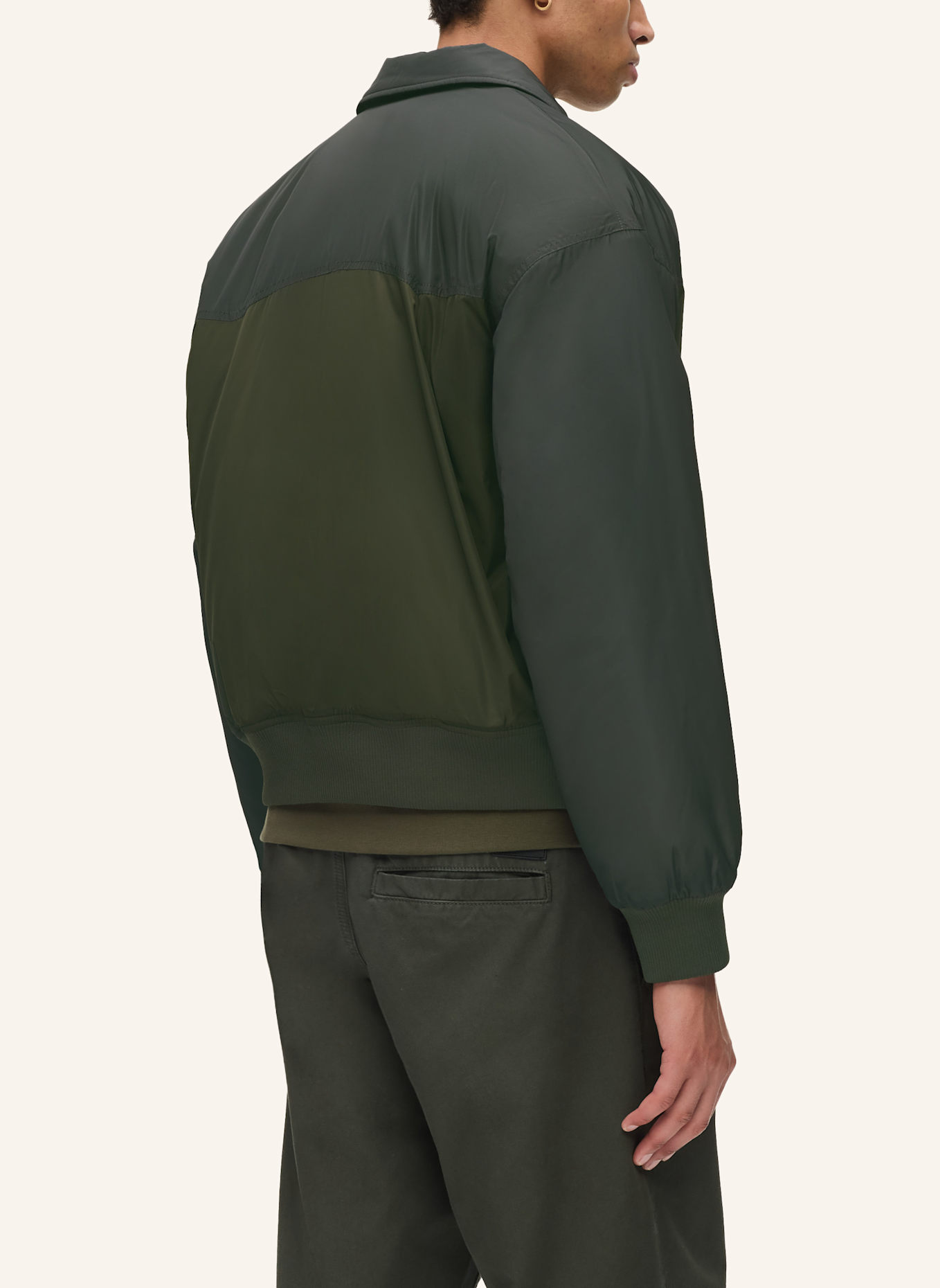 KARL LAGERFELD JEANS Jacke: DUNKELGRÜN