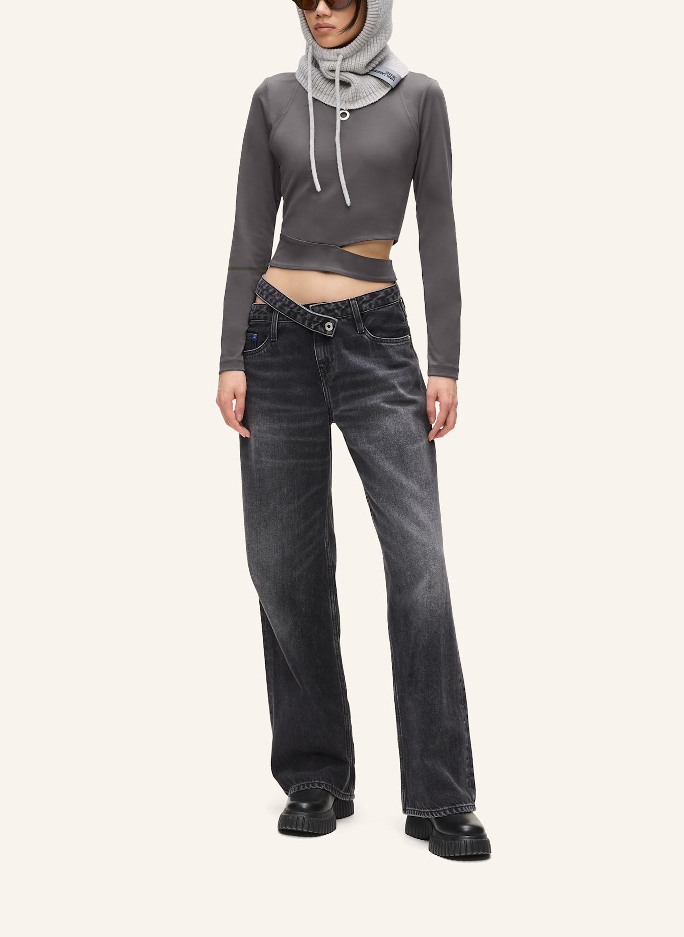 KARL LAGERFELD JEANS Top: DUNKELGRAU