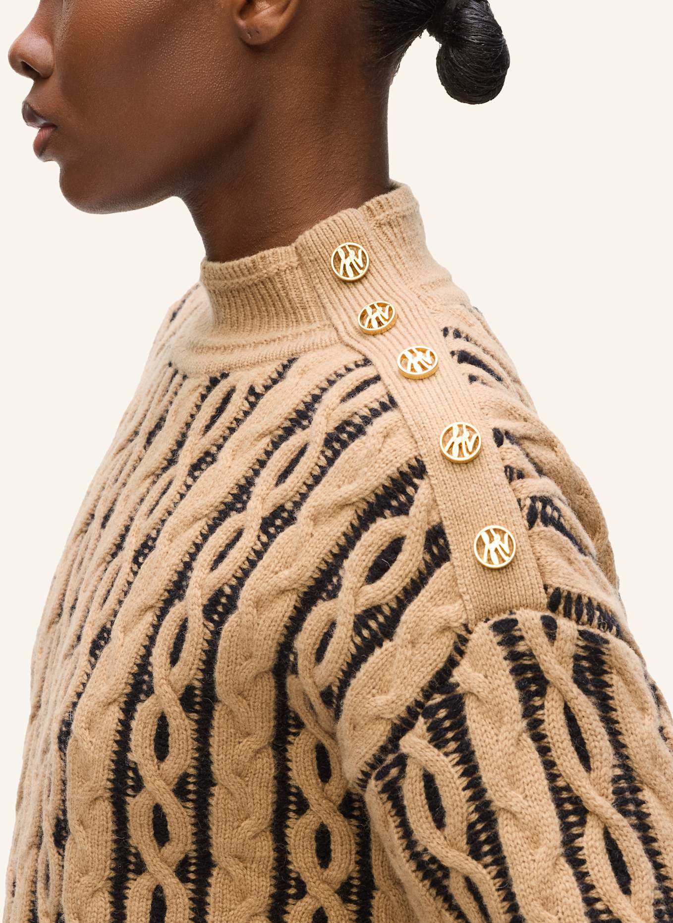 KARL LAGERFELD Top: BRAUN