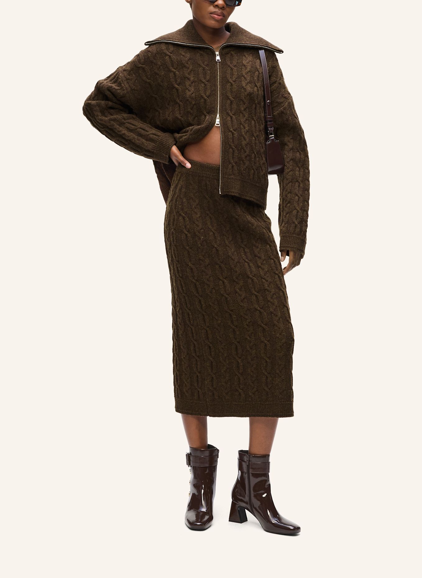 KARL LAGERFELD Top: BRAUN