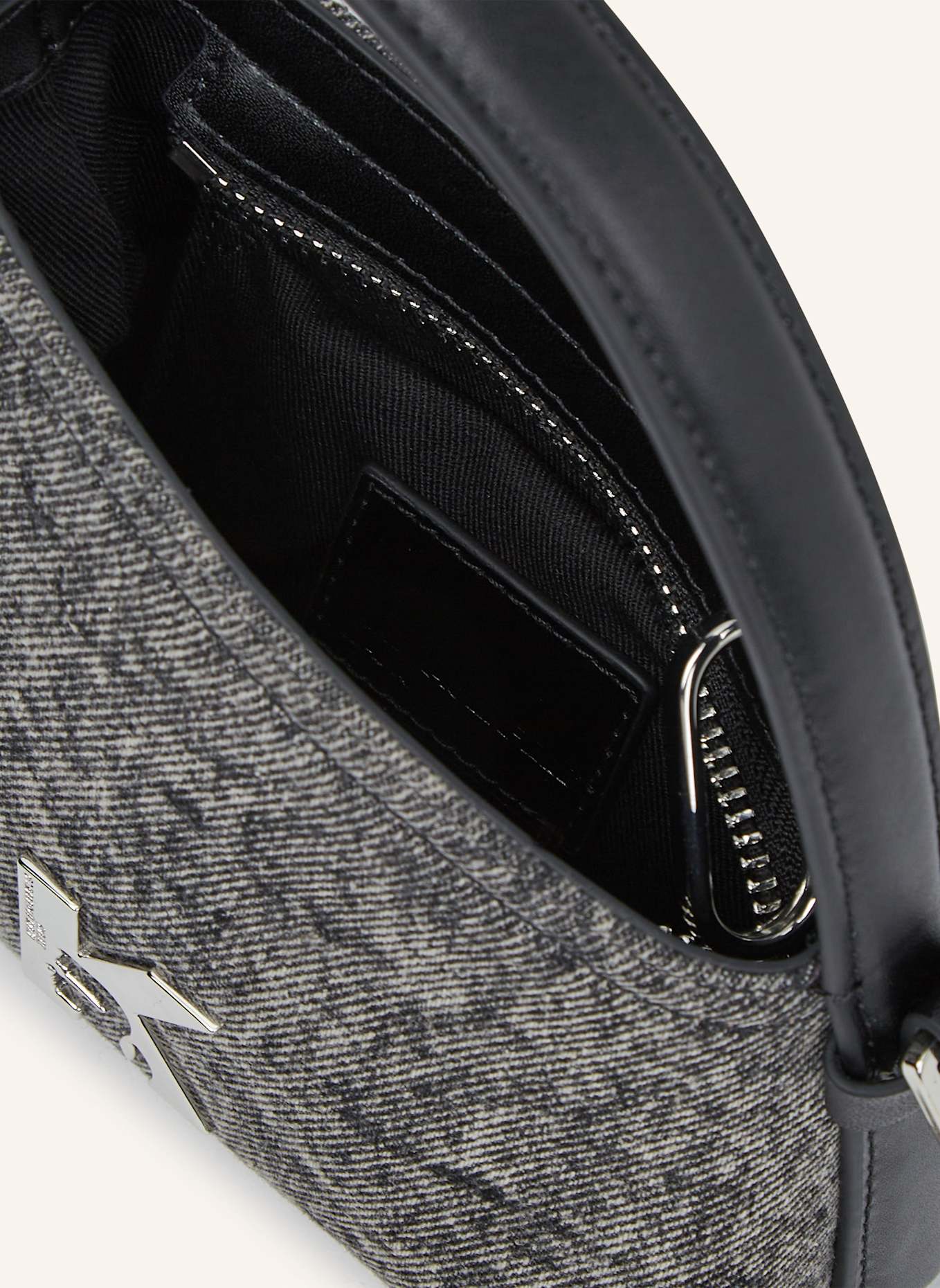 KARL LAGERFELD JEANS Umhängetasche: SCHWARZ