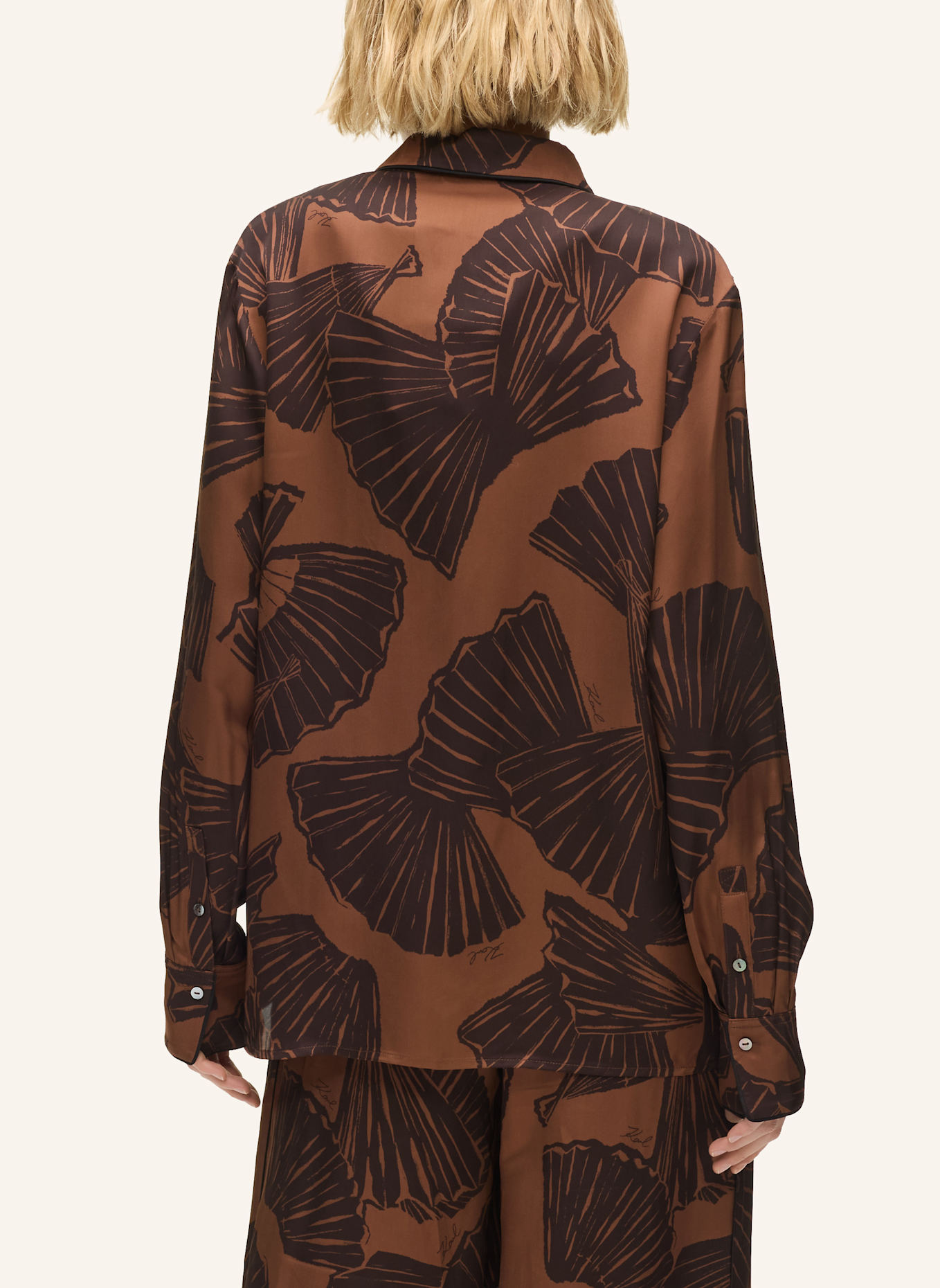 KARL LAGERFELD Bluse: BRAUN