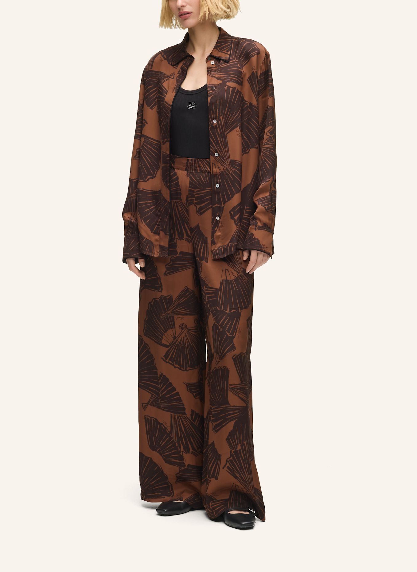 KARL LAGERFELD Bluse: BRAUN