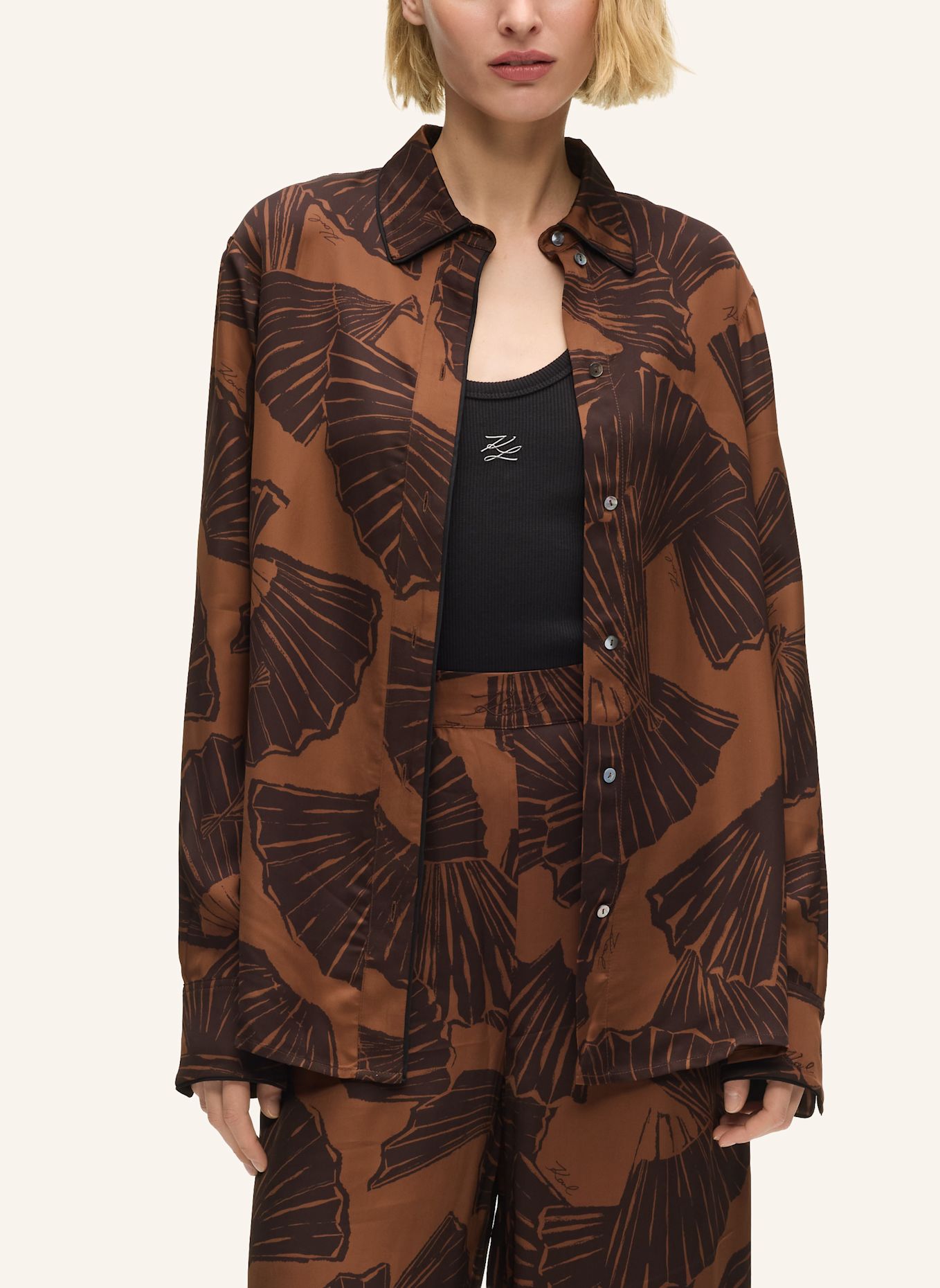 KARL LAGERFELD Bluse: BRAUN