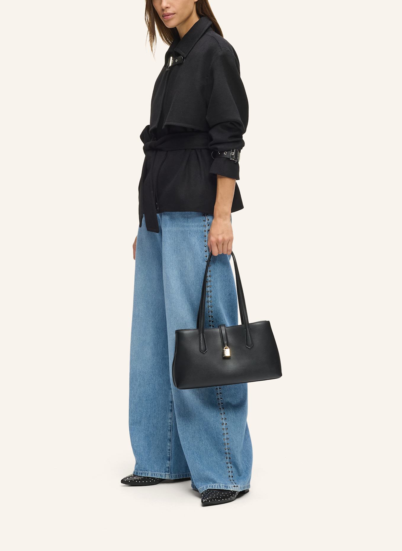 KARL LAGERFELD Handtasche: SCHWARZ/ GOLD