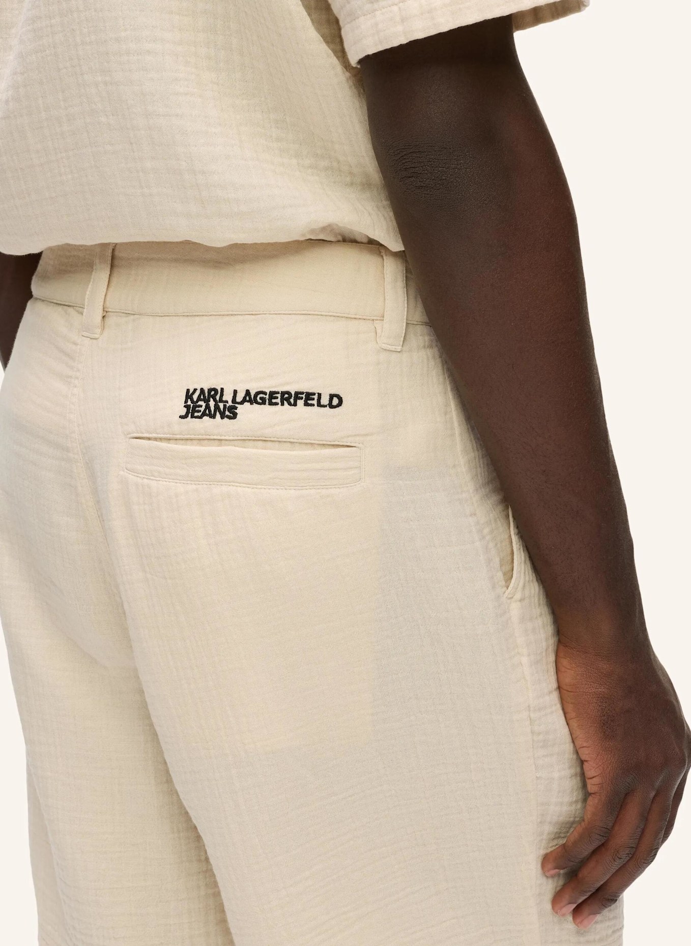 KARL LAGERFELD JEANS Shorts: BEIGE
