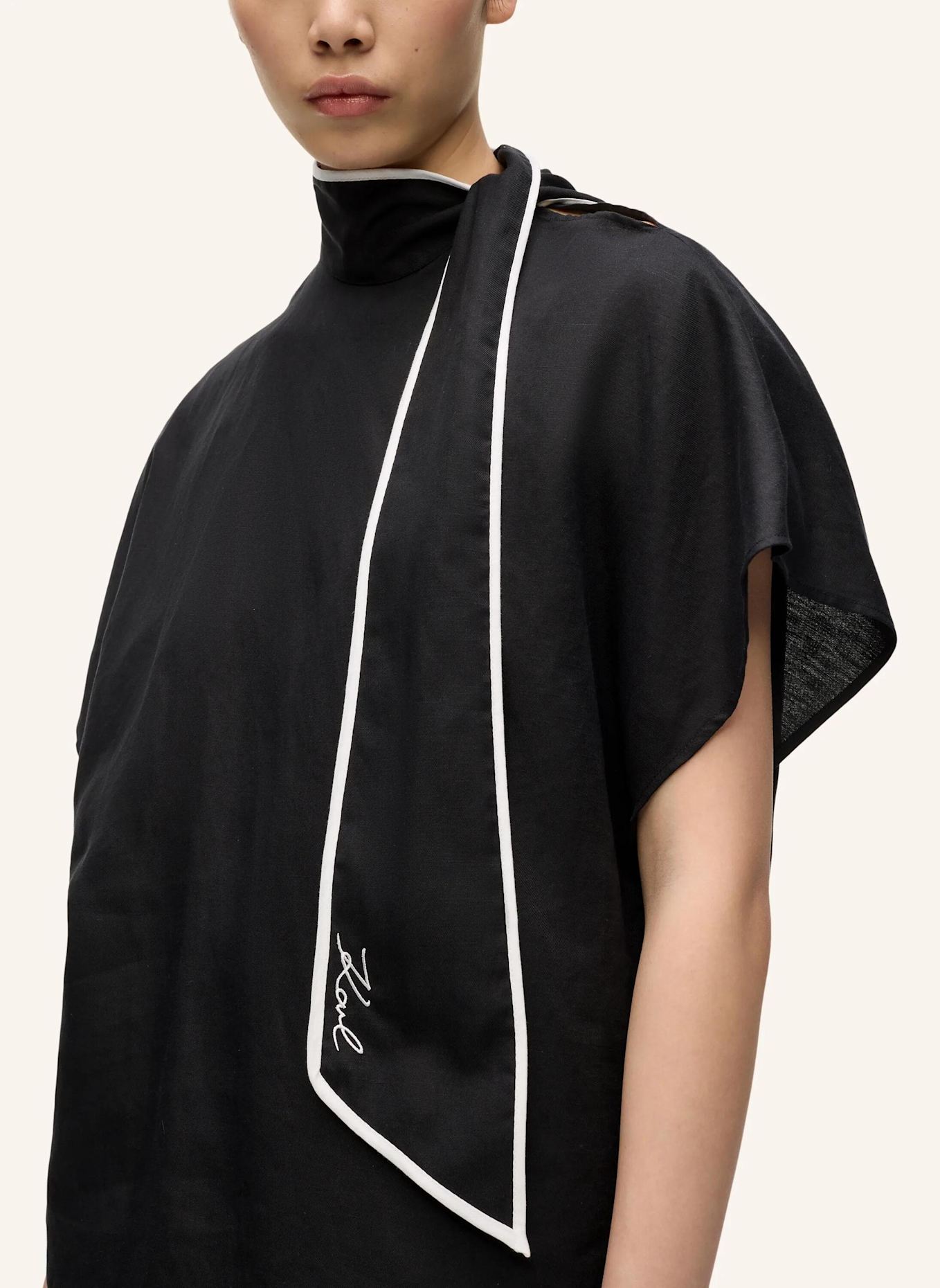 KARL LAGERFELD Bluse: SCHWARZ