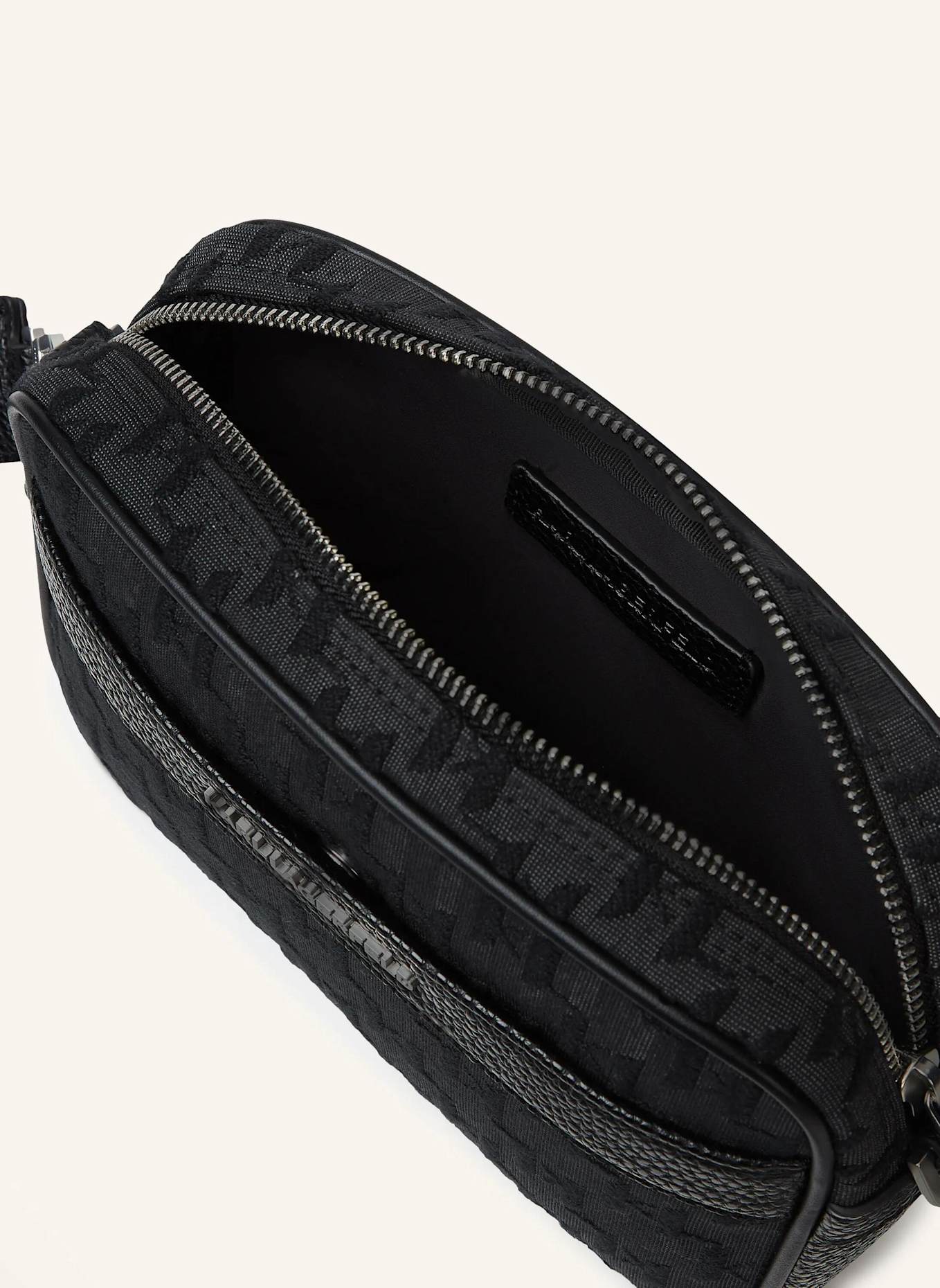 KARL LAGERFELD Umhängetasche: SCHWARZ