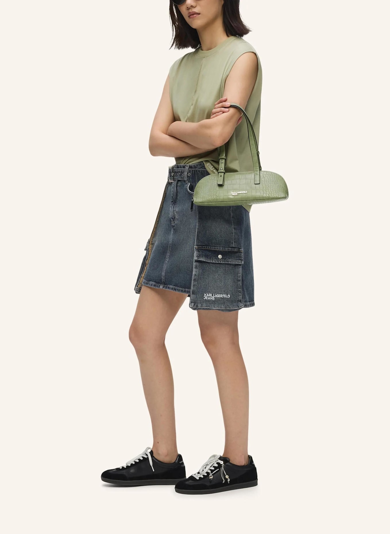 KARL LAGERFELD JEANS Schultertasche: HELLGRÜN