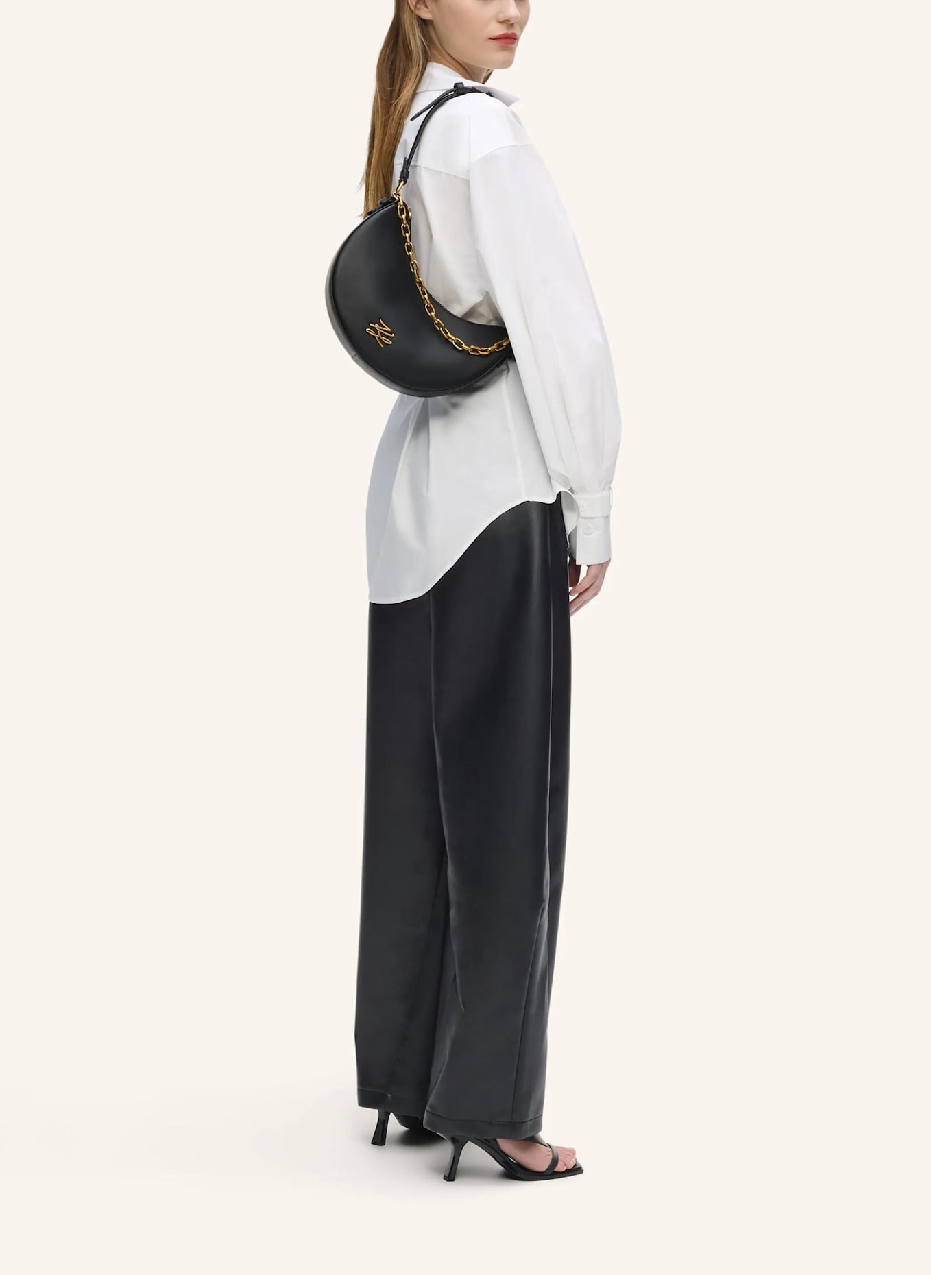 KARL LAGERFELD Schultertasche: SCHWARZ/ GOLD