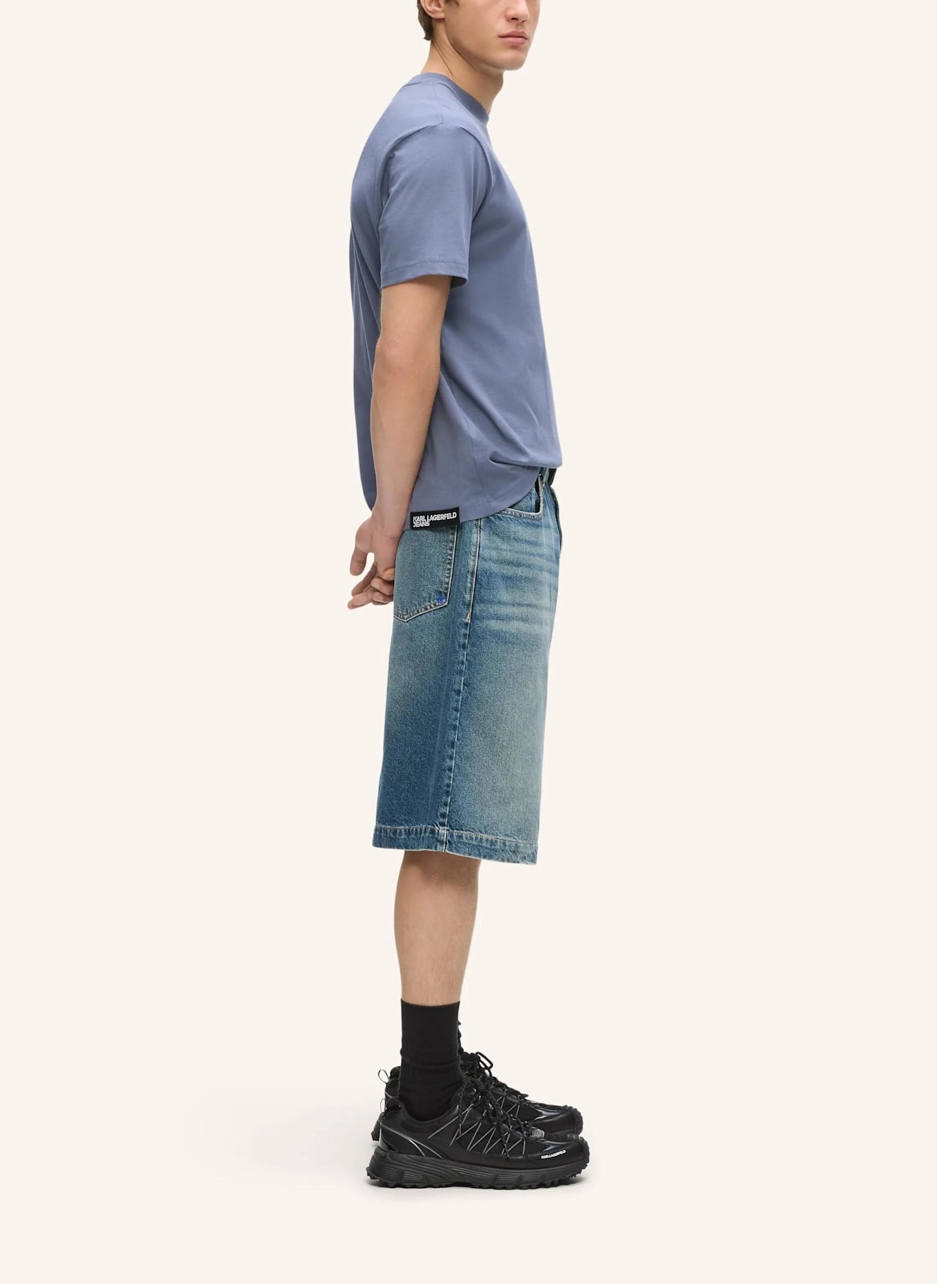 KARL LAGERFELD JEANS Shorts: BLAU