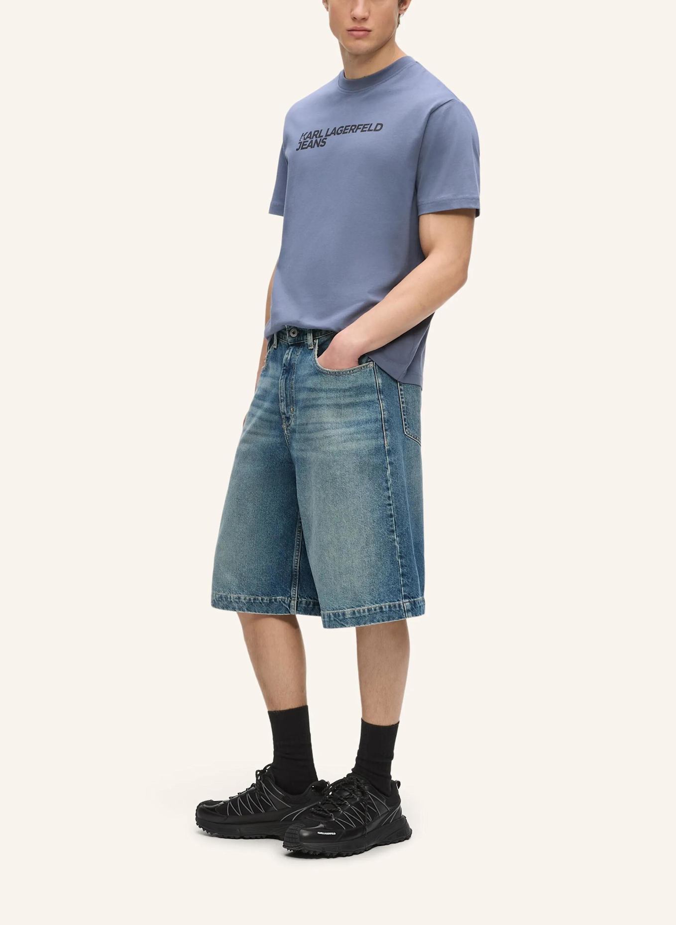 KARL LAGERFELD JEANS Shorts: BLAU