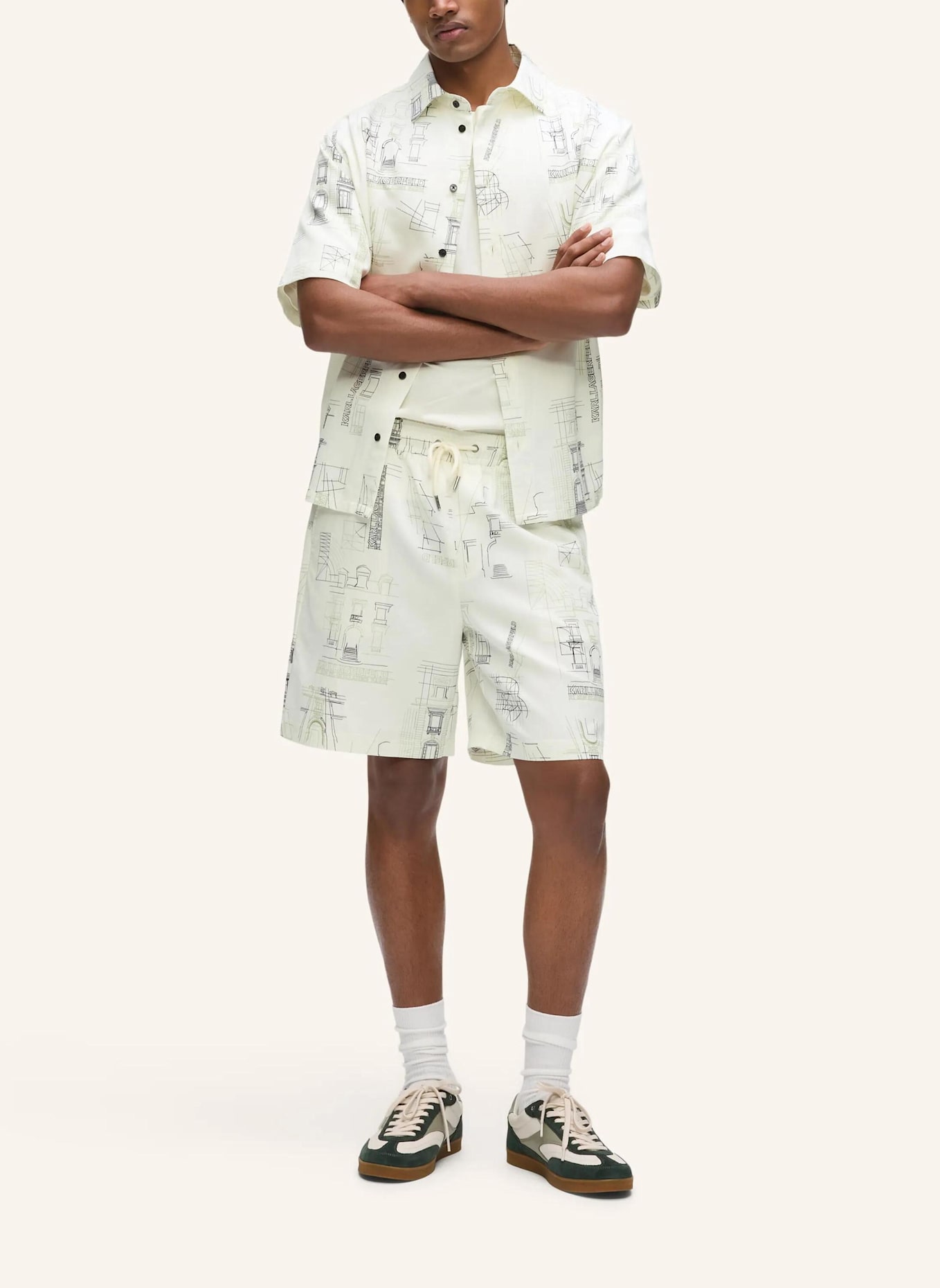 KARL LAGERFELD Shorts: BEIGE