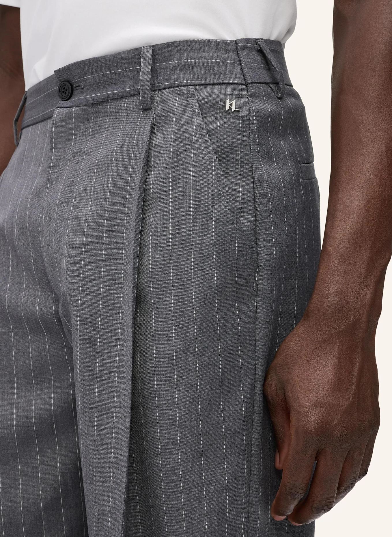 KARL LAGERFELD Hose: GRAU