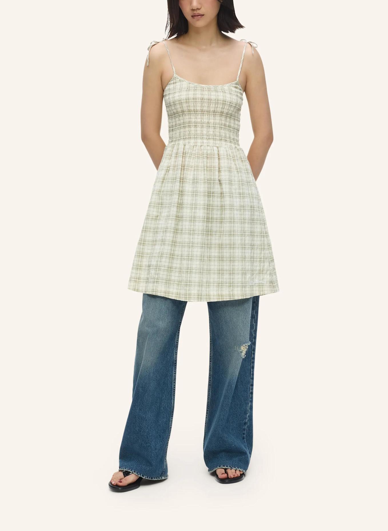 KARL LAGERFELD JEANS Kleid: HELLGRÜN