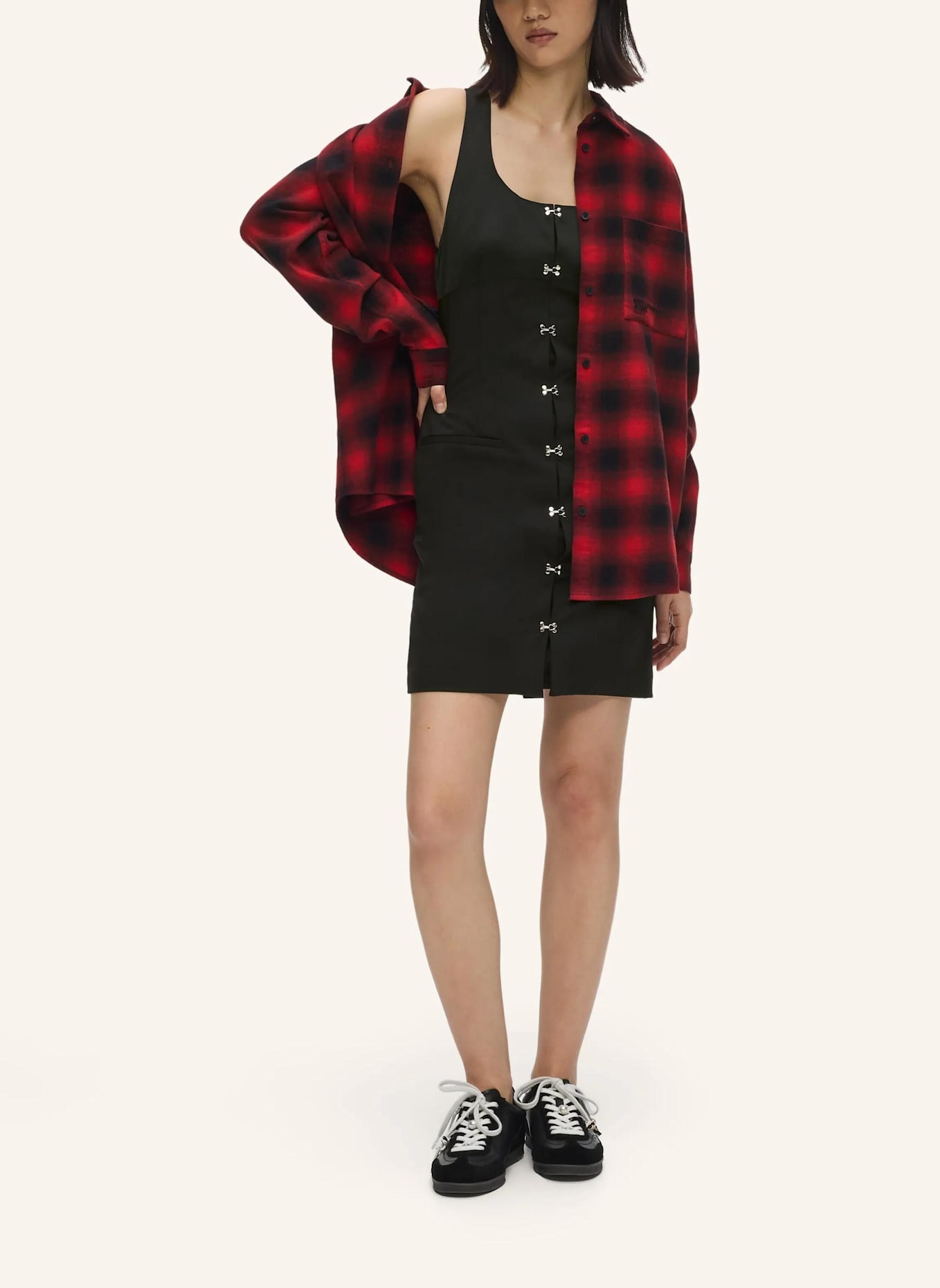 KARL LAGERFELD JEANS Kleid: SCHWARZ