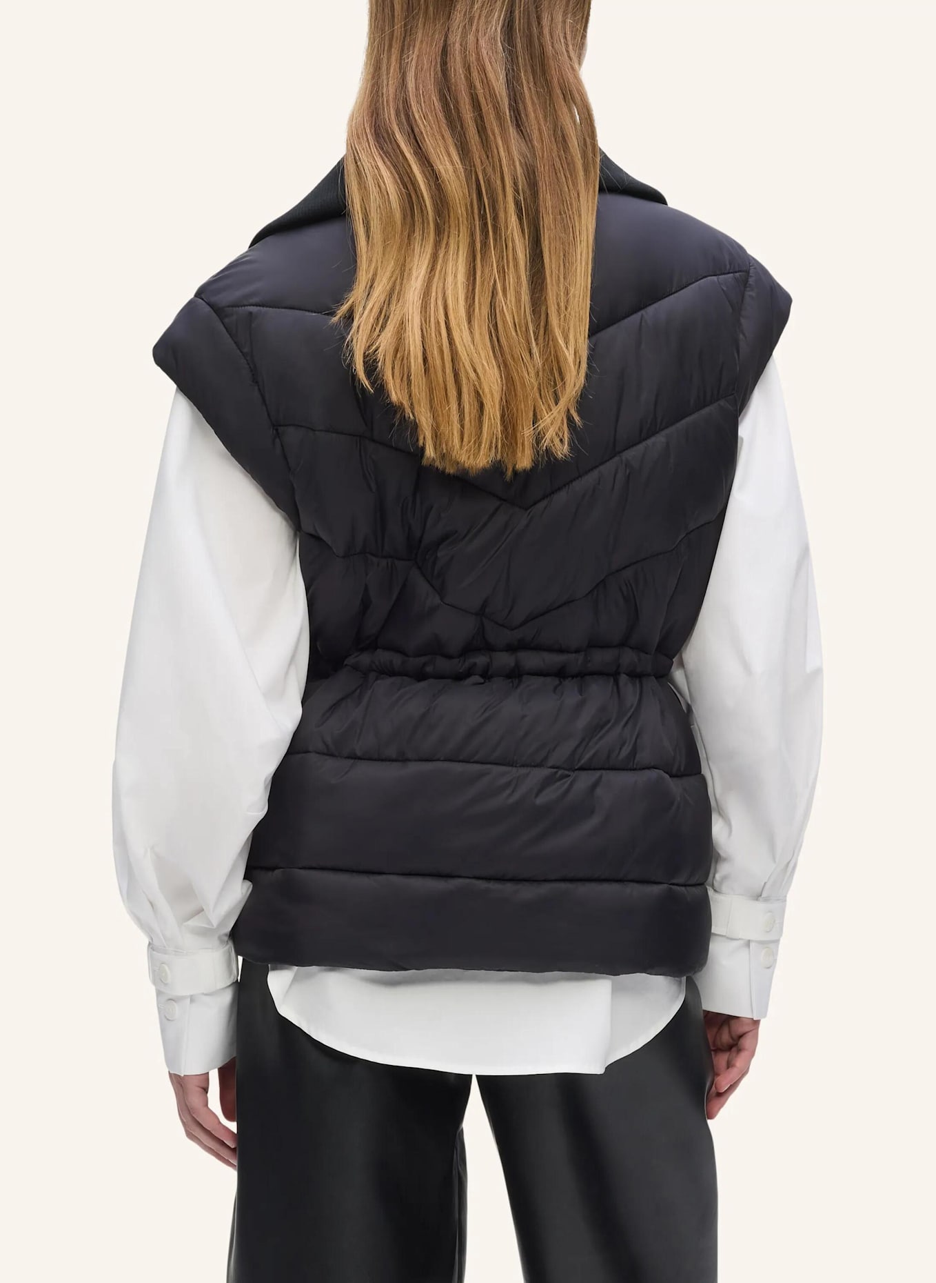 KARL LAGERFELD Mantel: SCHWARZ