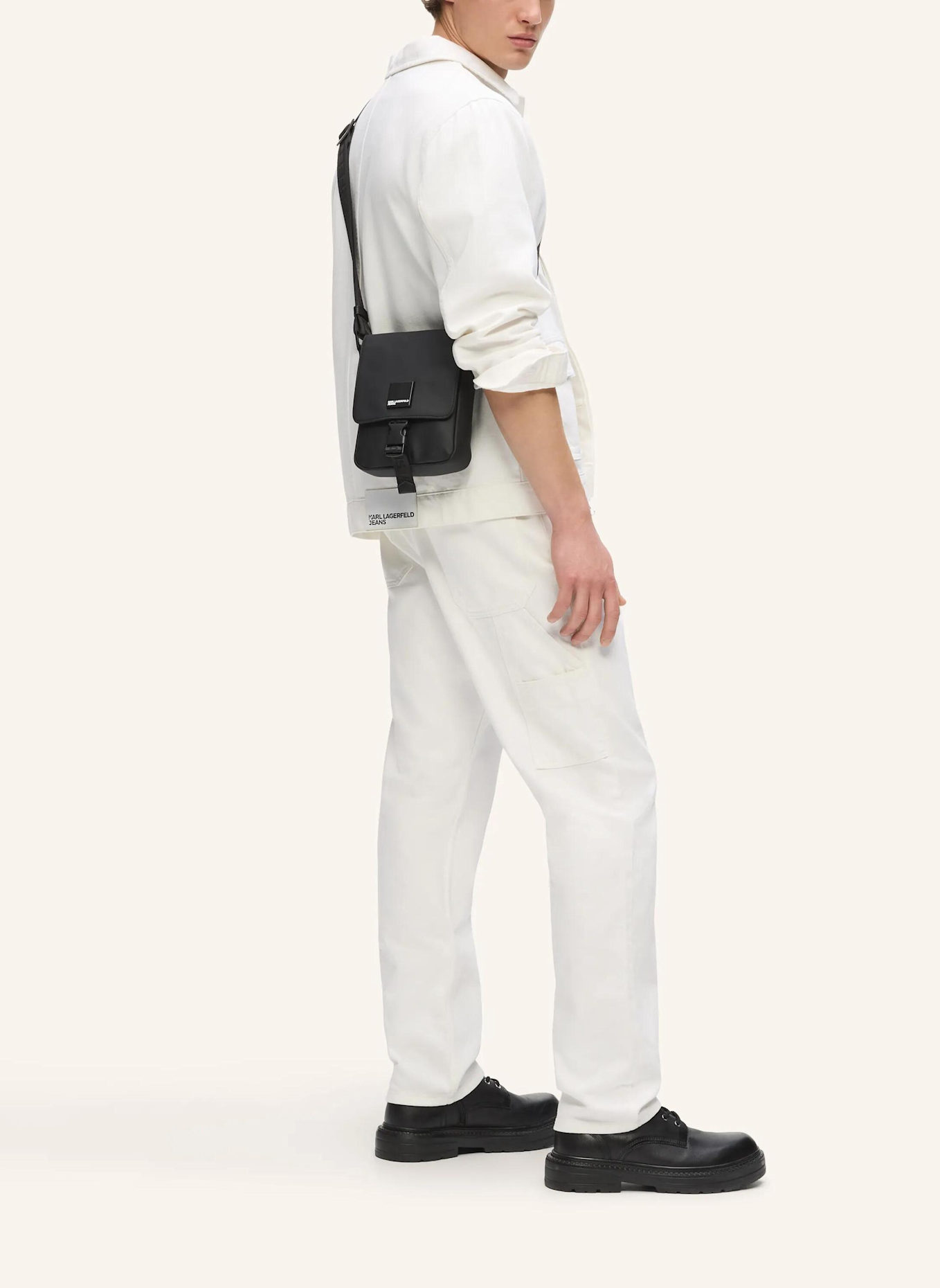 KARL LAGERFELD JEANS Umhängetasche: SCHWARZ