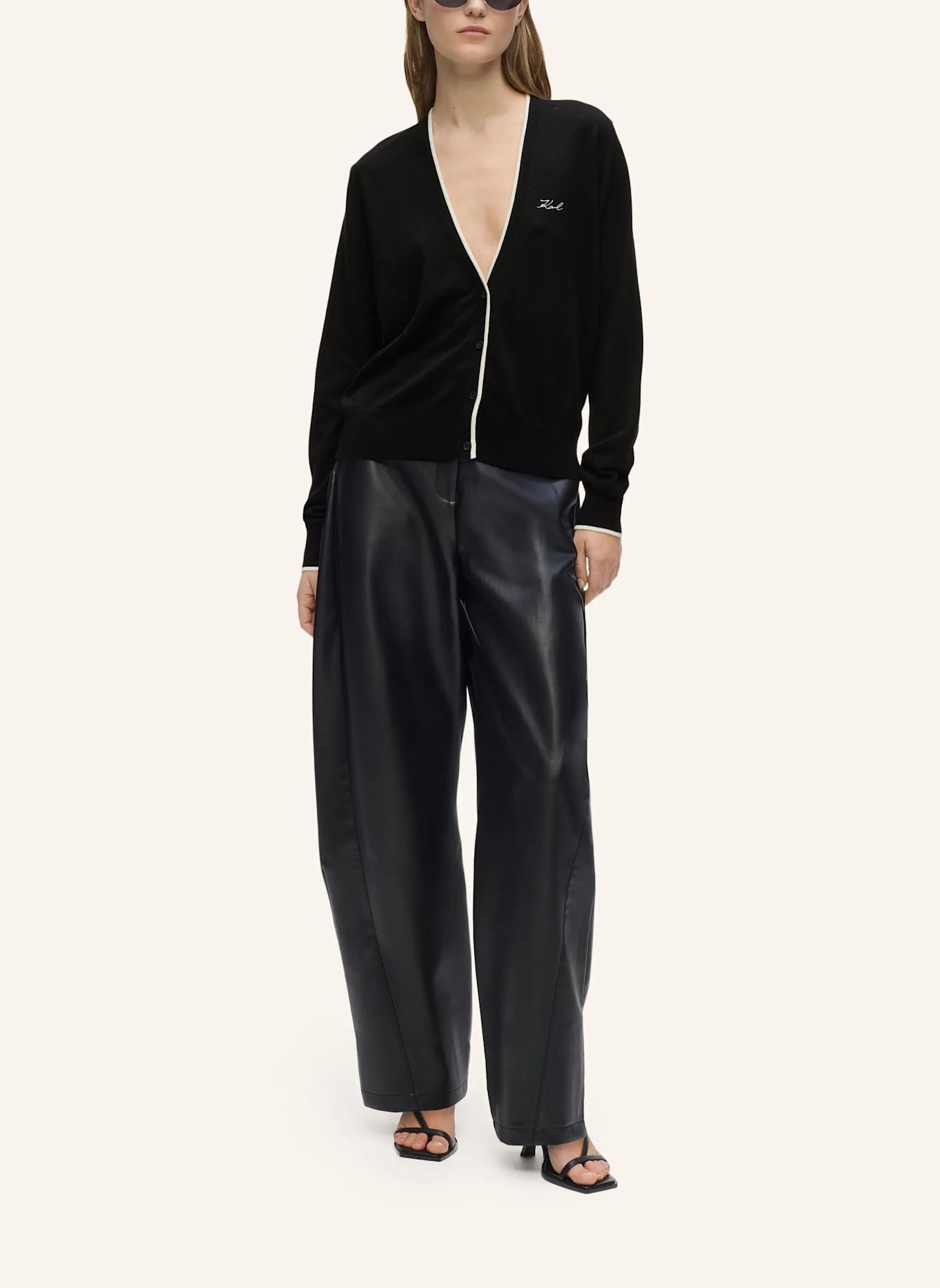 KARL LAGERFELD Sweatshirt: SCHWARZ