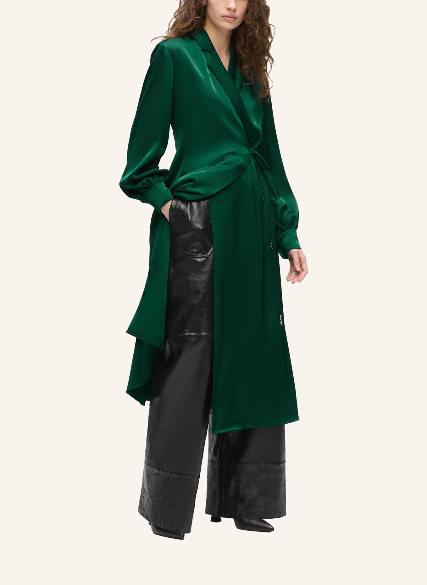KARL LAGERFELD Kleid: GRÜN