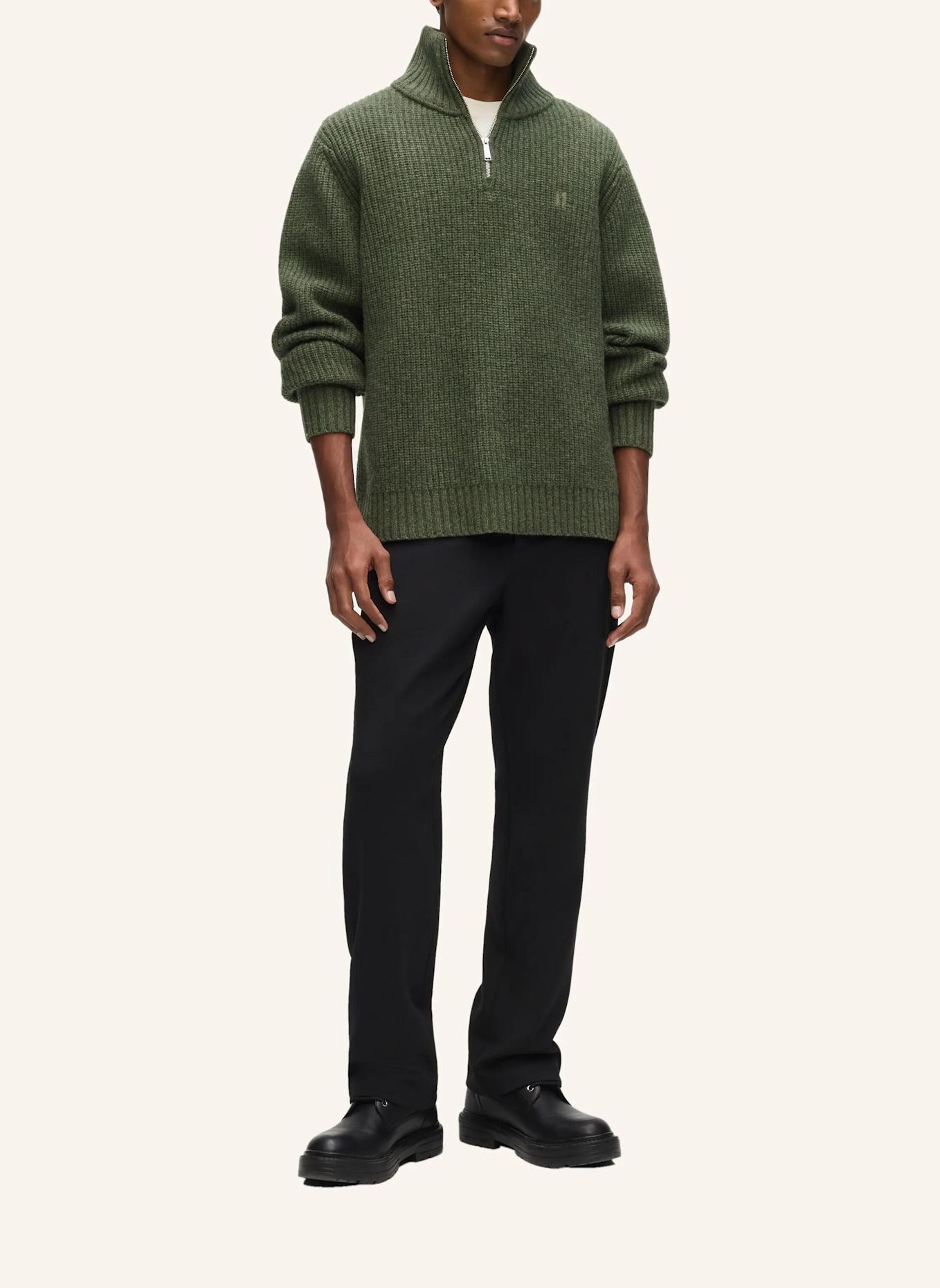 KARL LAGERFELD Sweatshirt: DUNKELGRÜN