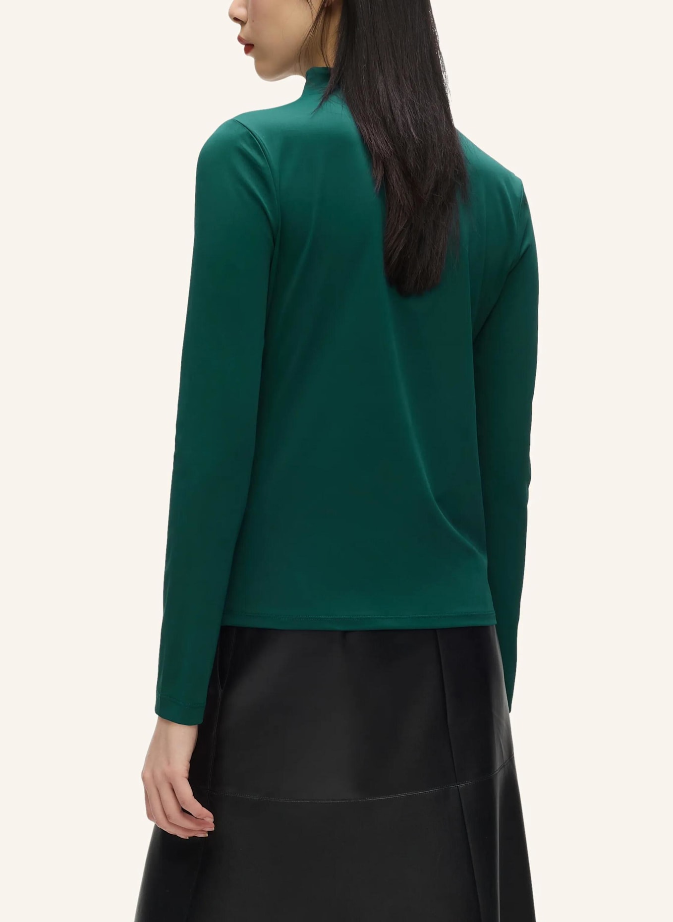 KARL LAGERFELD Top: GRÜN