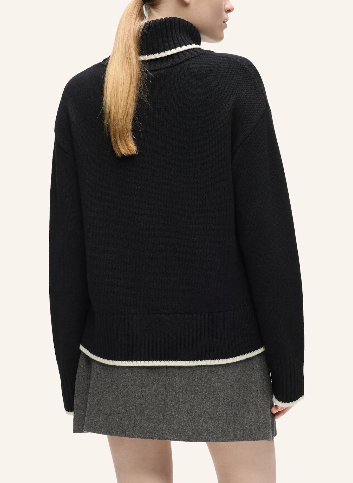 KARL LAGERFELD Top: SCHWARZ
