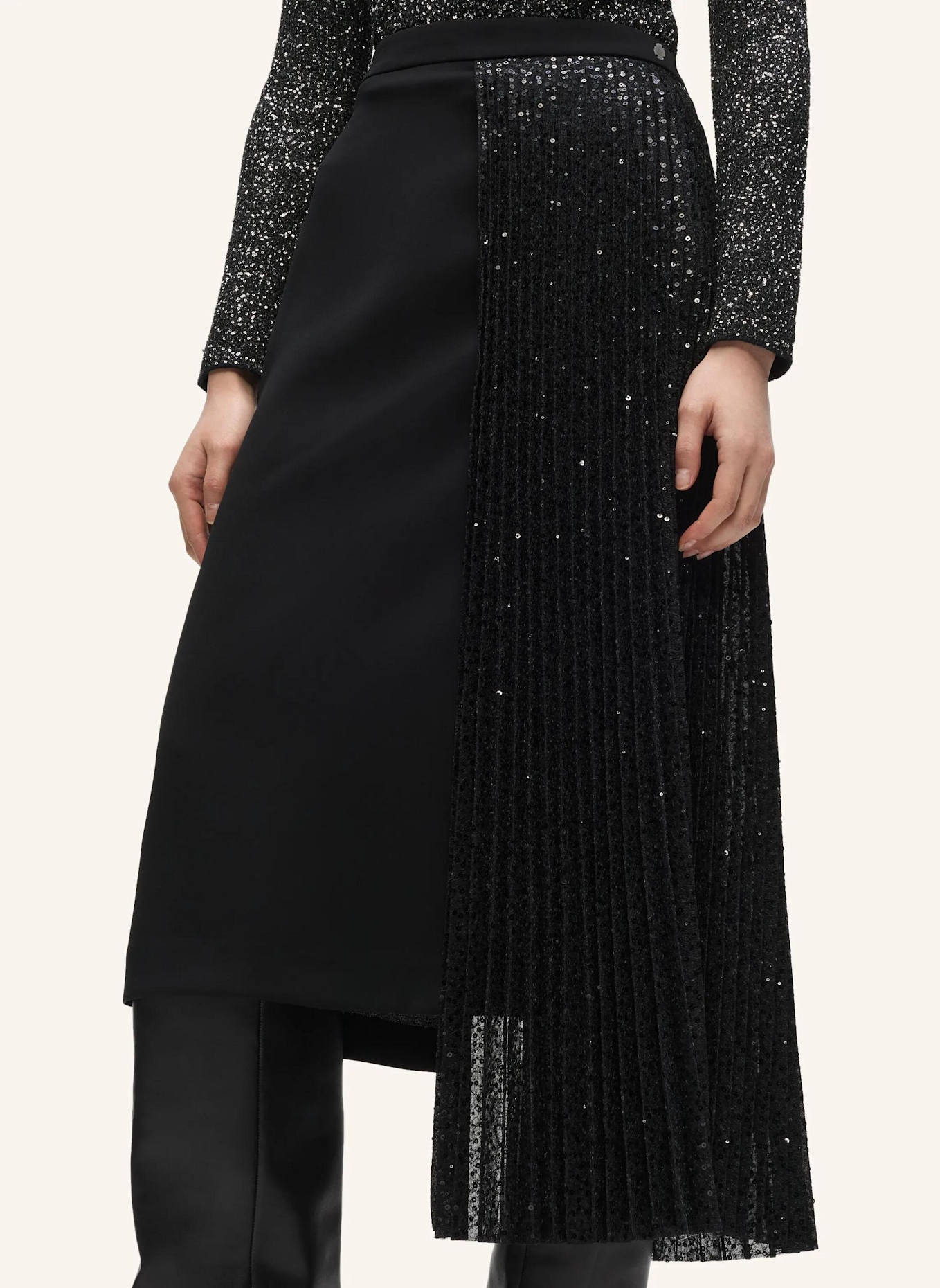 KARL LAGERFELD Rock: SCHWARZ