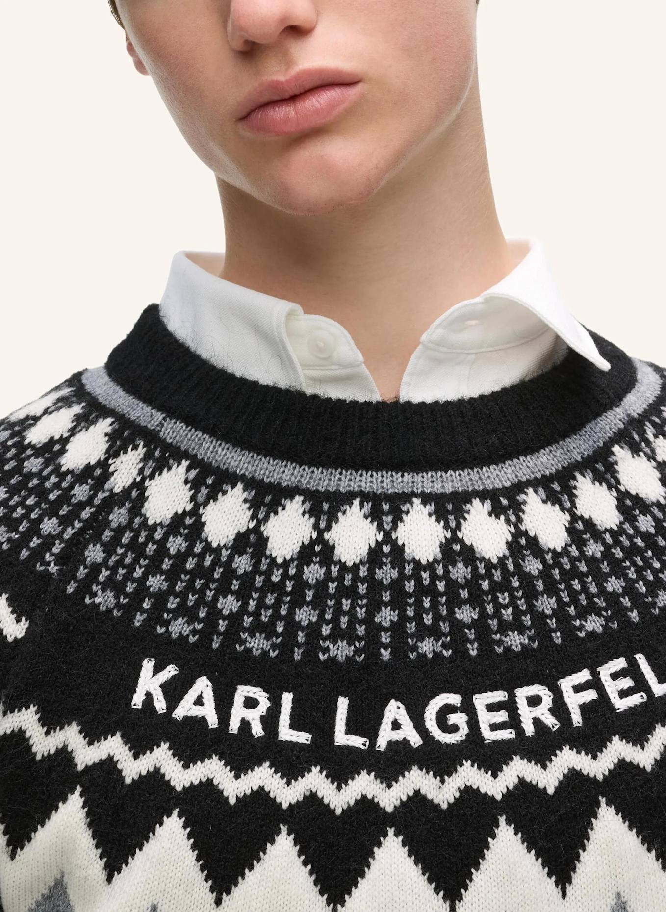 KARL LAGERFELD Sweatshirt: SCHWARZ