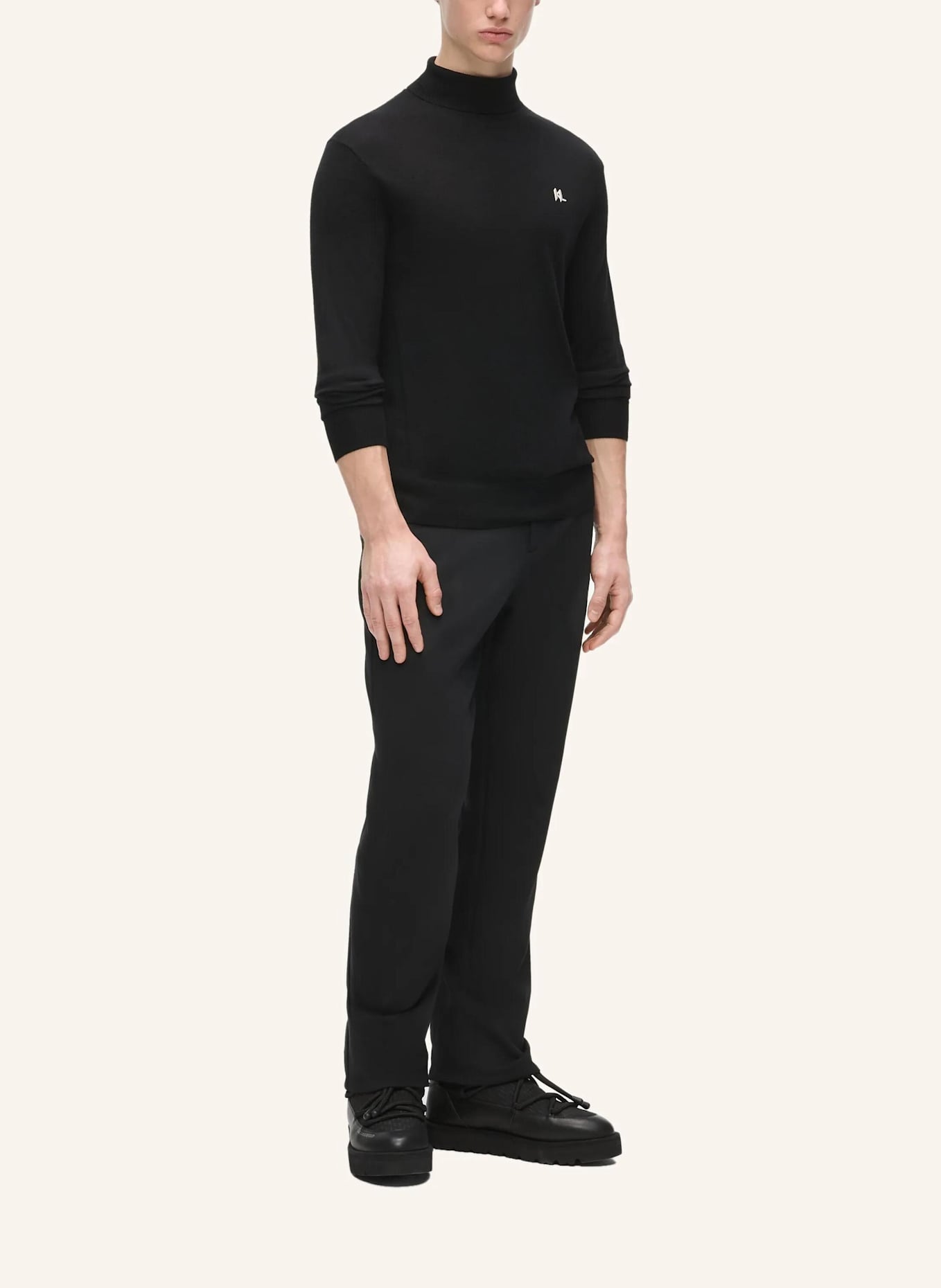 KARL LAGERFELD Sweatshirt: SCHWARZ