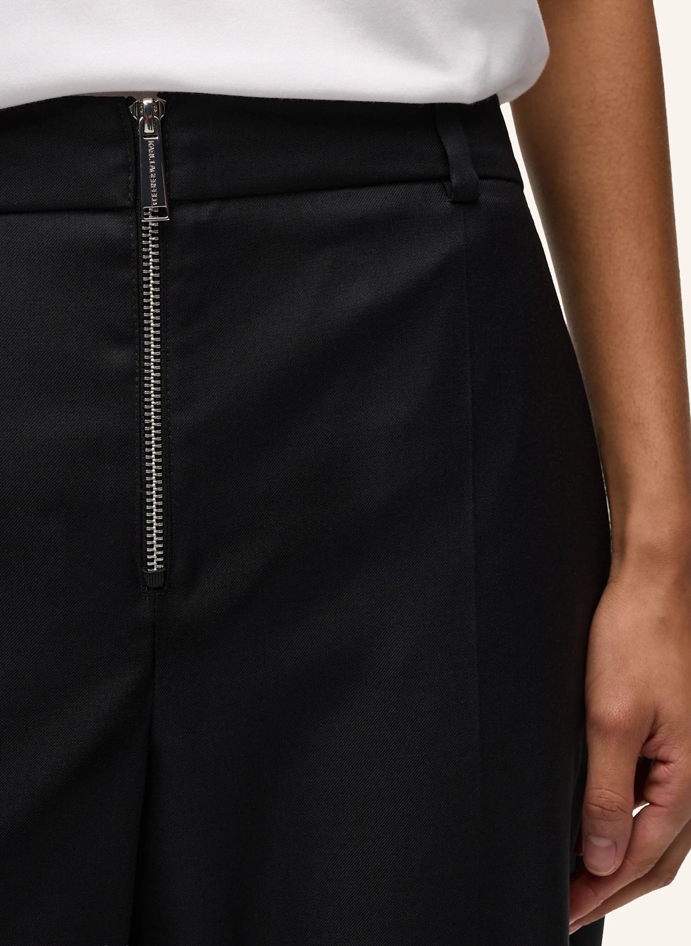 KARL LAGERFELD Hose: SCHWARZ