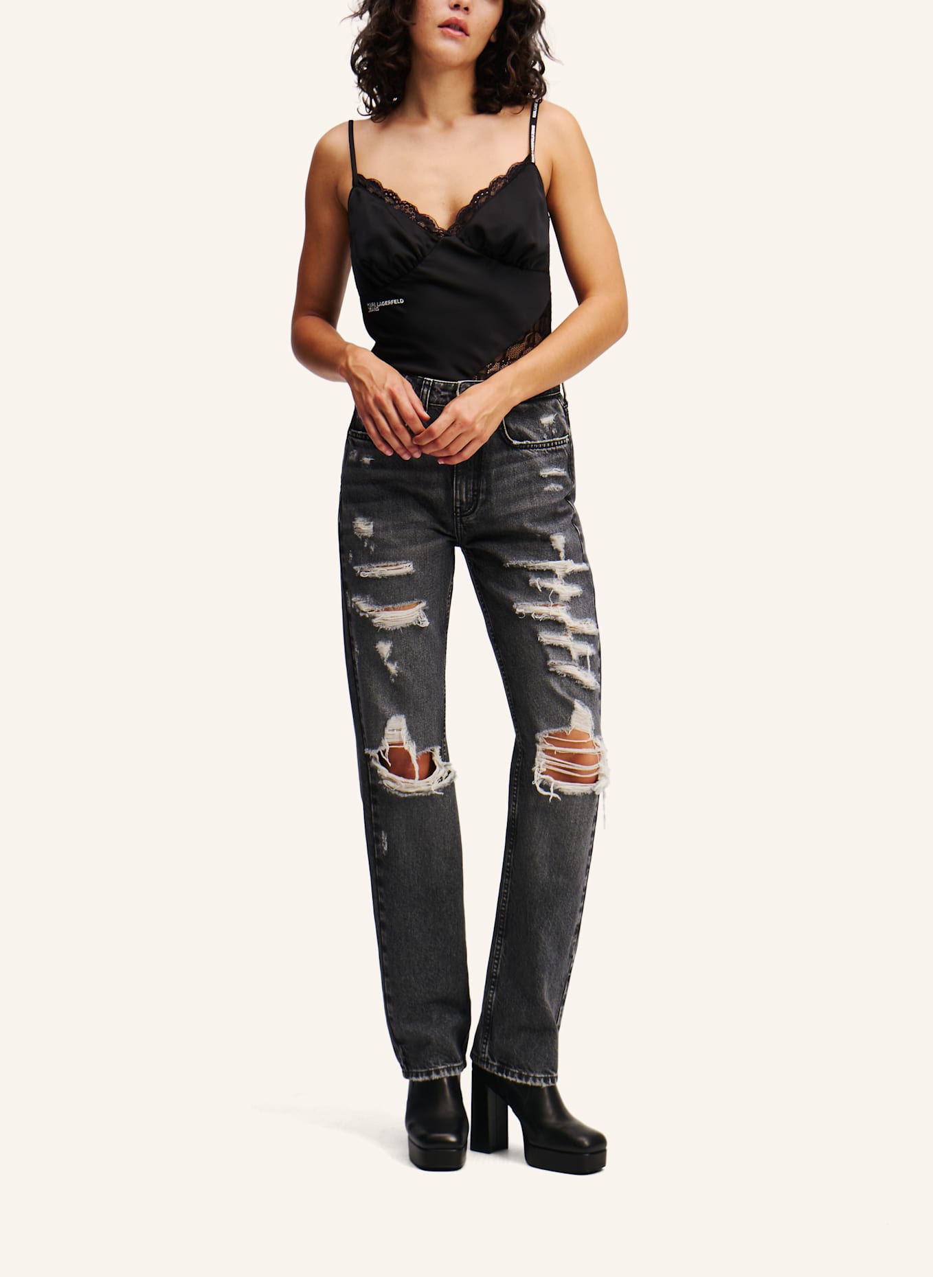 KARL LAGERFELD JEANS GERADE GESCHNITTENE DISTRESSED-JEANS MIT HOHEM BUND, Farbe: SCHWARZ (Bild 5)