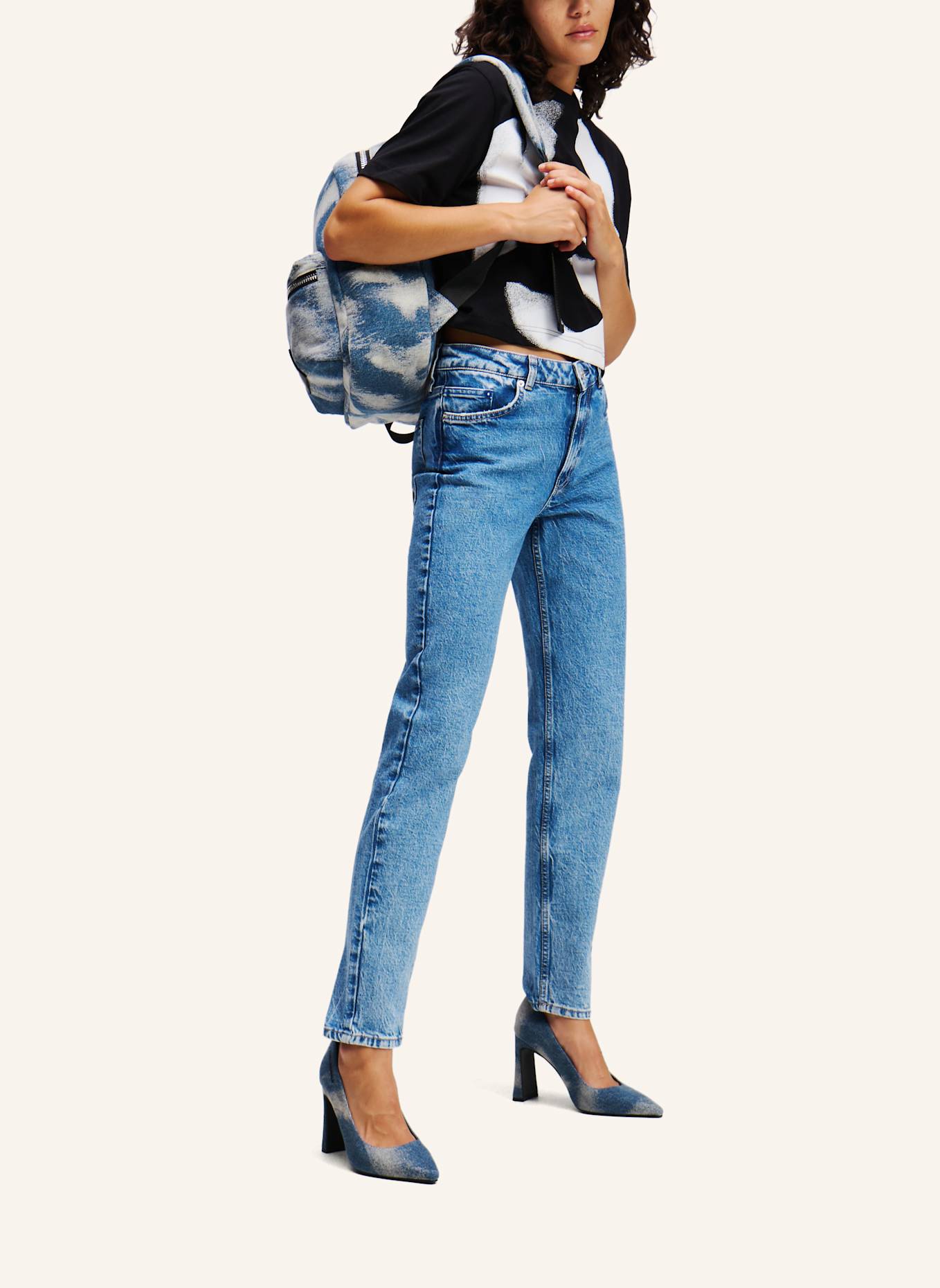 KARL LAGERFELD JEANS MOM JEANS, Farbe: BLAU (Bild 3)