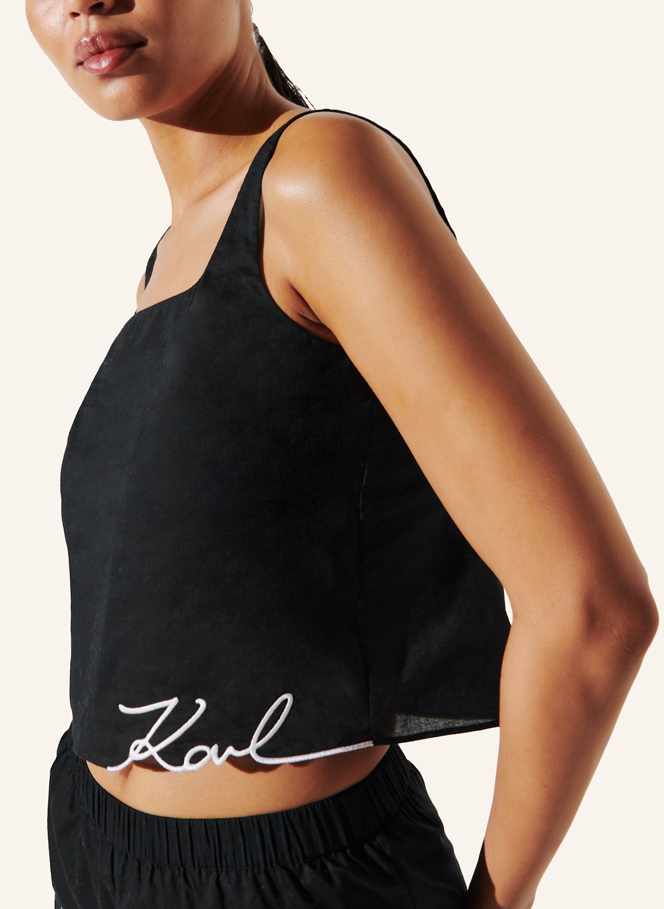 KARL LAGERFELD K/SIGNATURE BEACH CROP TOP, Farbe: SCHWARZ (Bild 4)