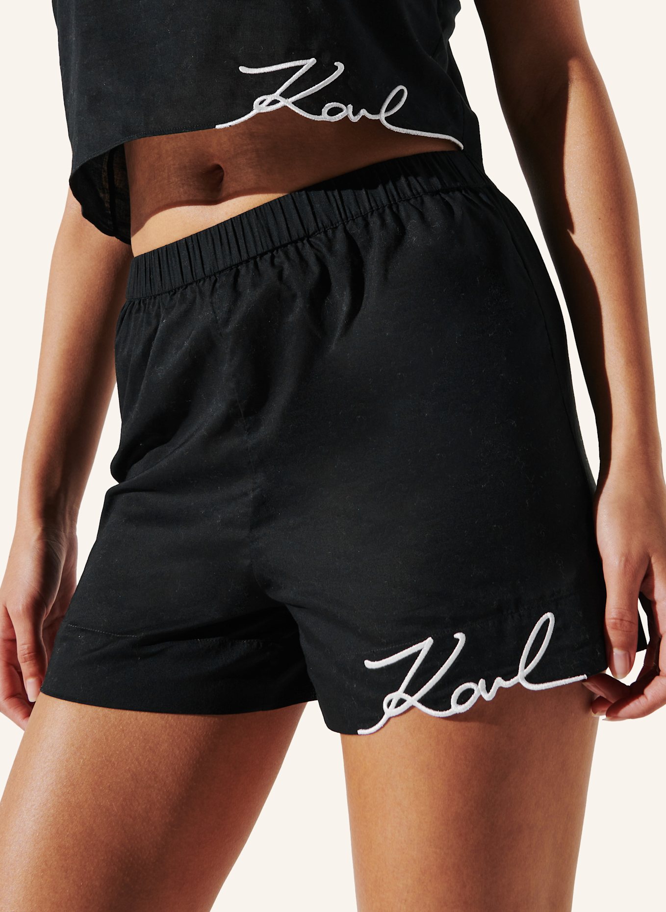 KARL LAGERFELD K/SIGNATURE BEACH SHORTS, Farbe: SCHWARZ (Bild 4)