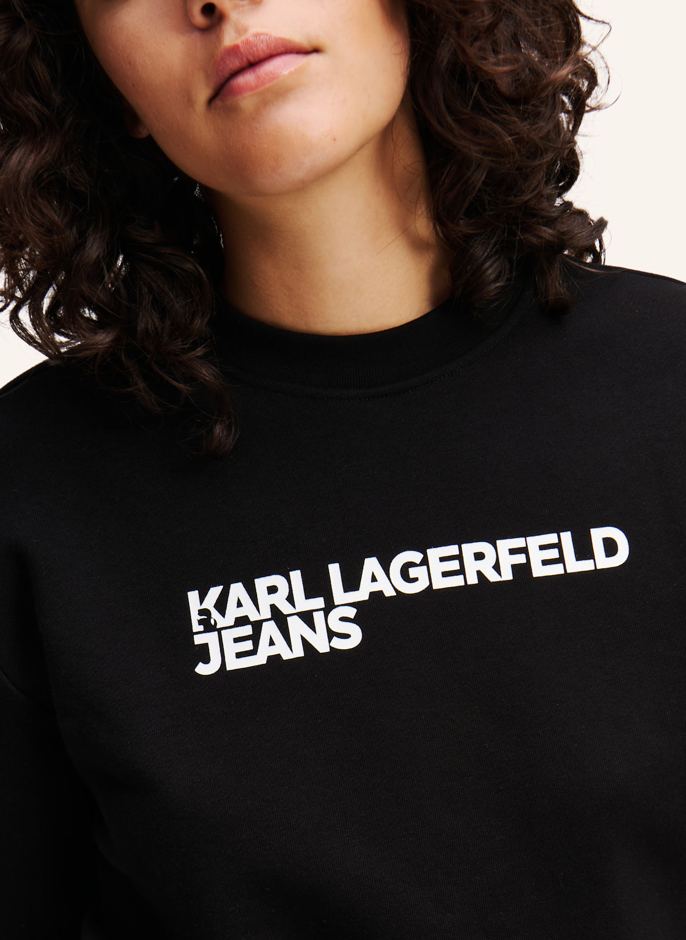 KARL LAGERFELD JEANS KLJ SWEATSHIRT MIT LOGO, Farbe: SCHWARZ (Bild 4)