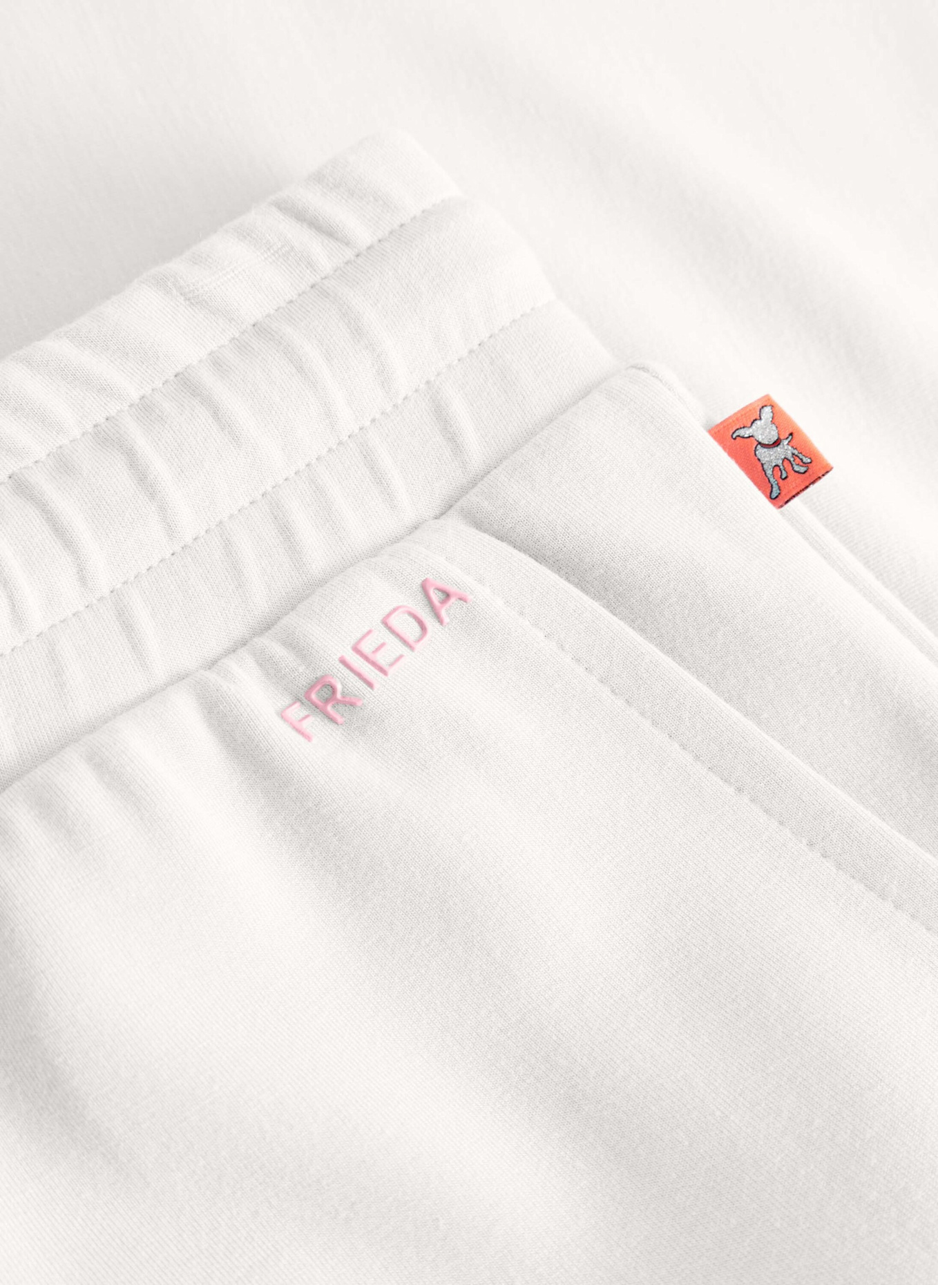 FRIEDA & FREDDIES Shorts: BEIGE