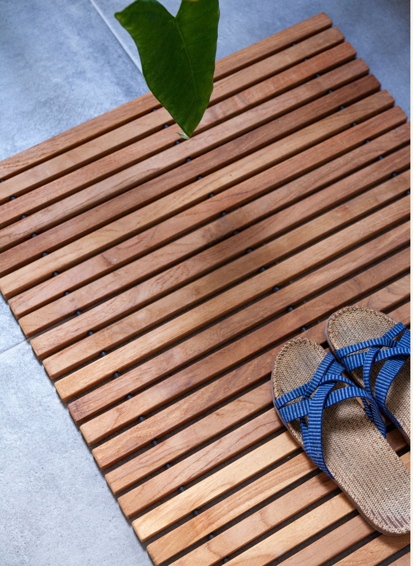 cinas Bath mat BATH: BROWN