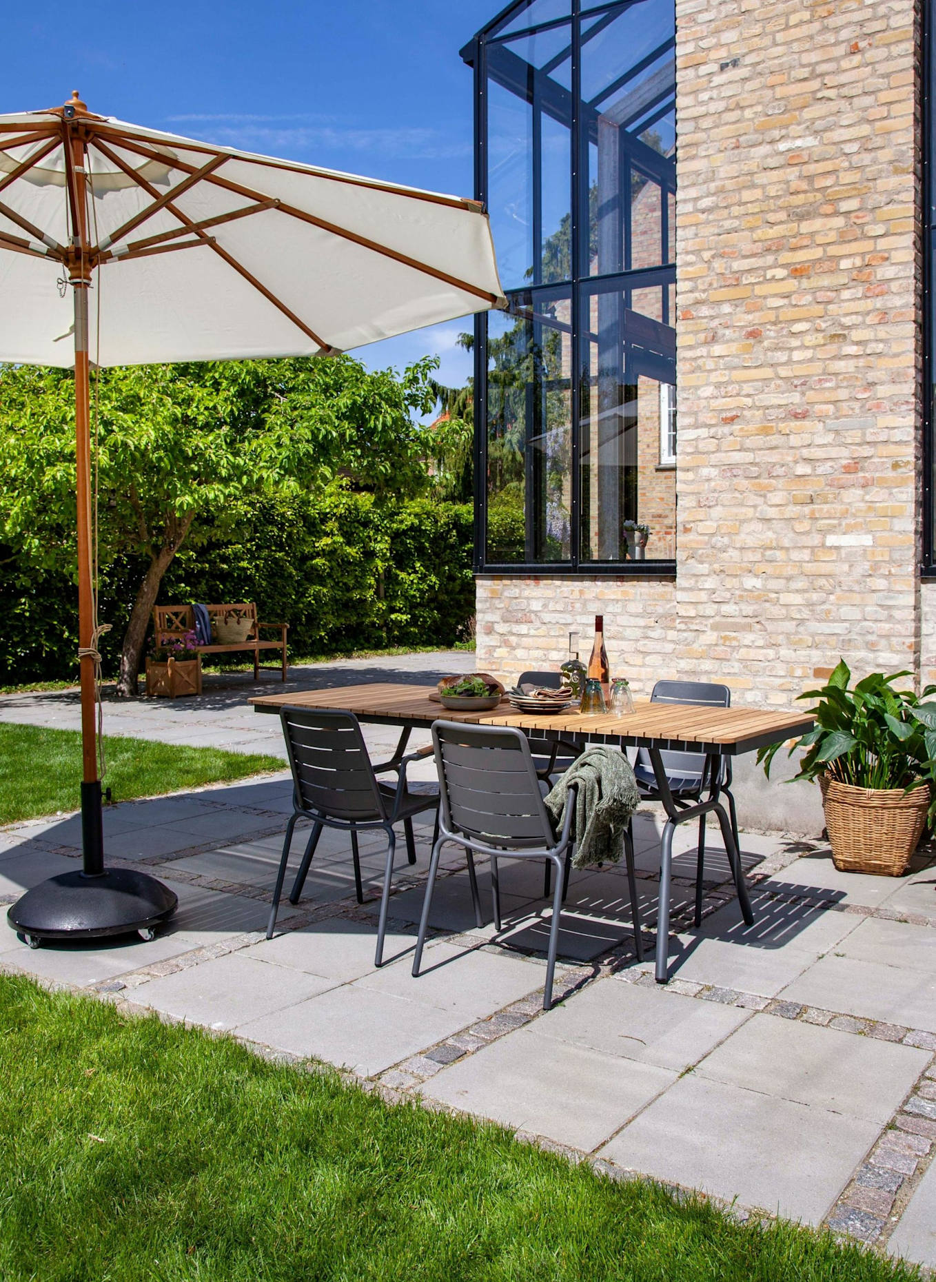 cinas Gartentisch PARC: GRAU